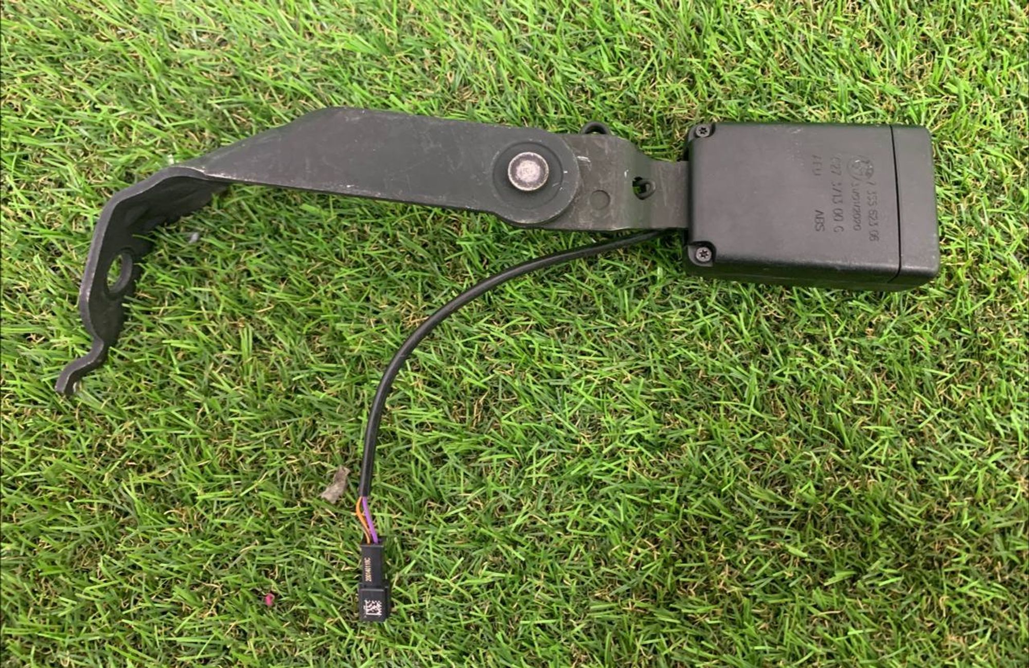 https://ycs.partsauto.market/partsauto-images/thmbs/h353NjtZg3VDP19b5HMt7LlpbQ93/a03184525917cfe64a19ad44903c6c67/bf4d1289ff1f5b473650abe2c1b24628.jpg