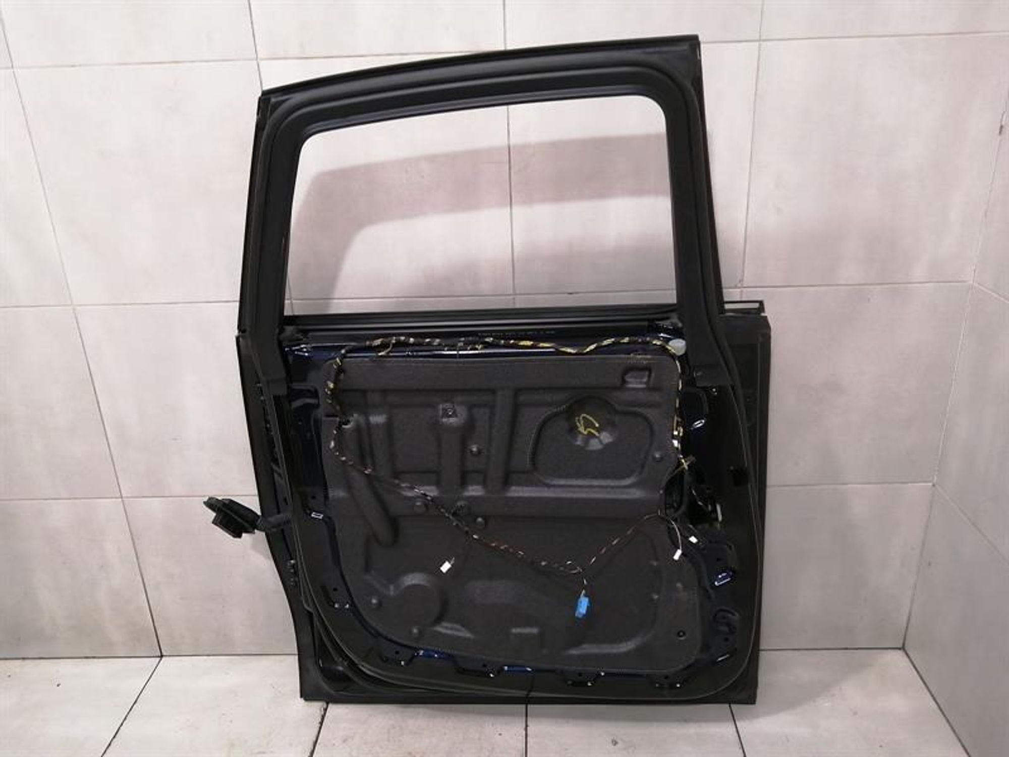 Задняя левая дверь ROLLS ROYCE GHOST SERIES II 2, 350000 рублей, Москва