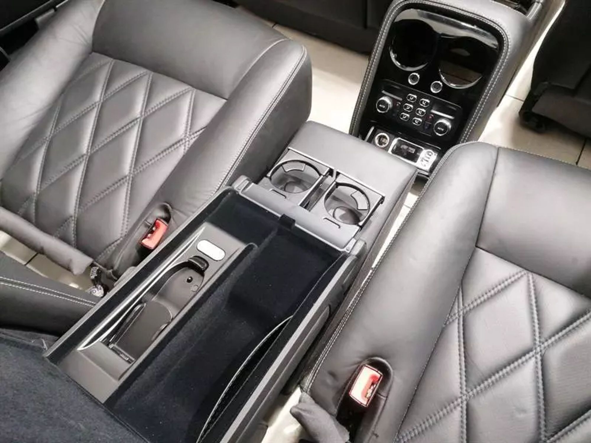 Салон в сборе BENTLEY CONTINENTAL FLYING SPUR, 1190000 рублей, Москва