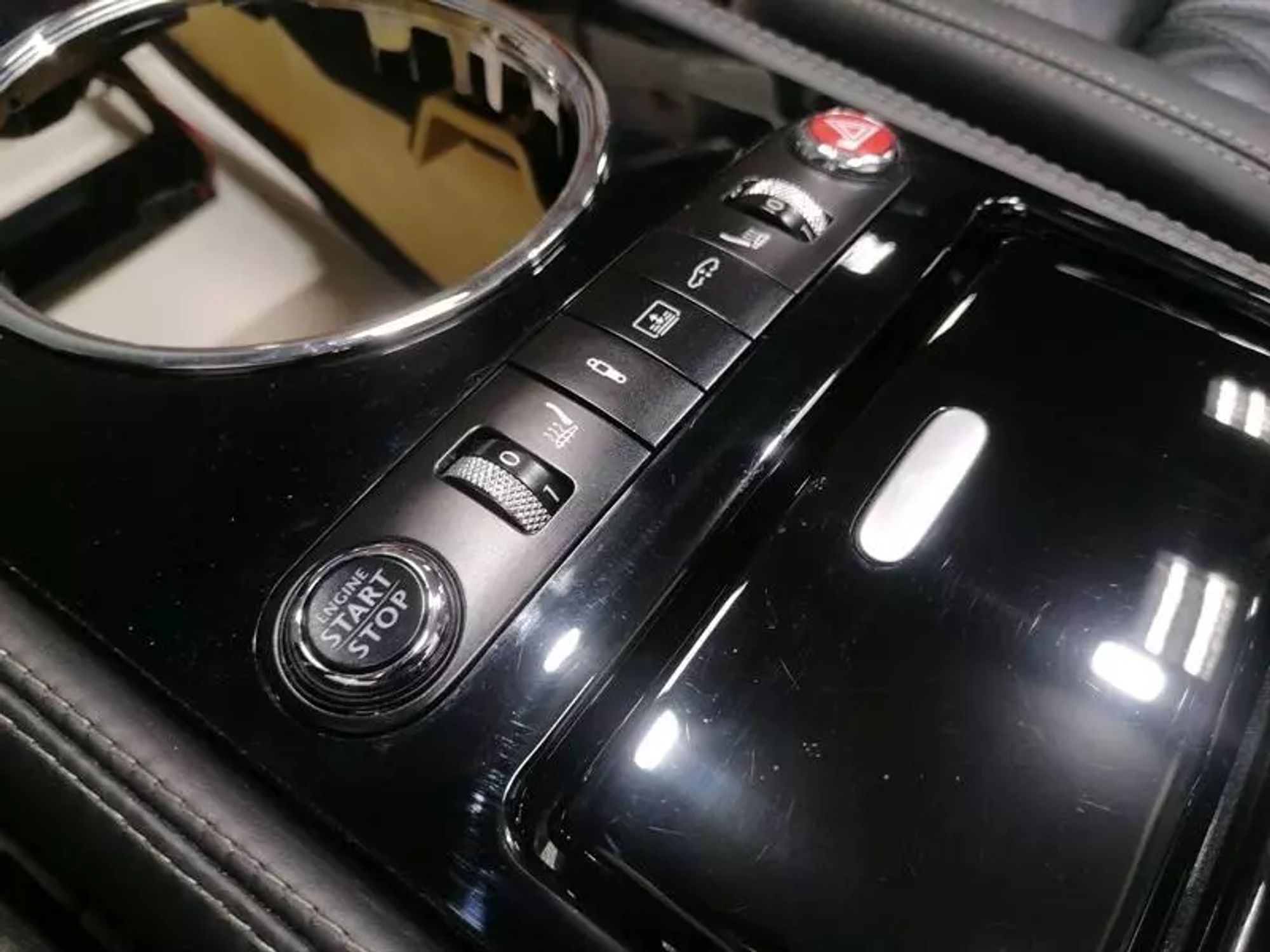 Салон в сборе BENTLEY CONTINENTAL FLYING SPUR, 1190000 рублей, Москва