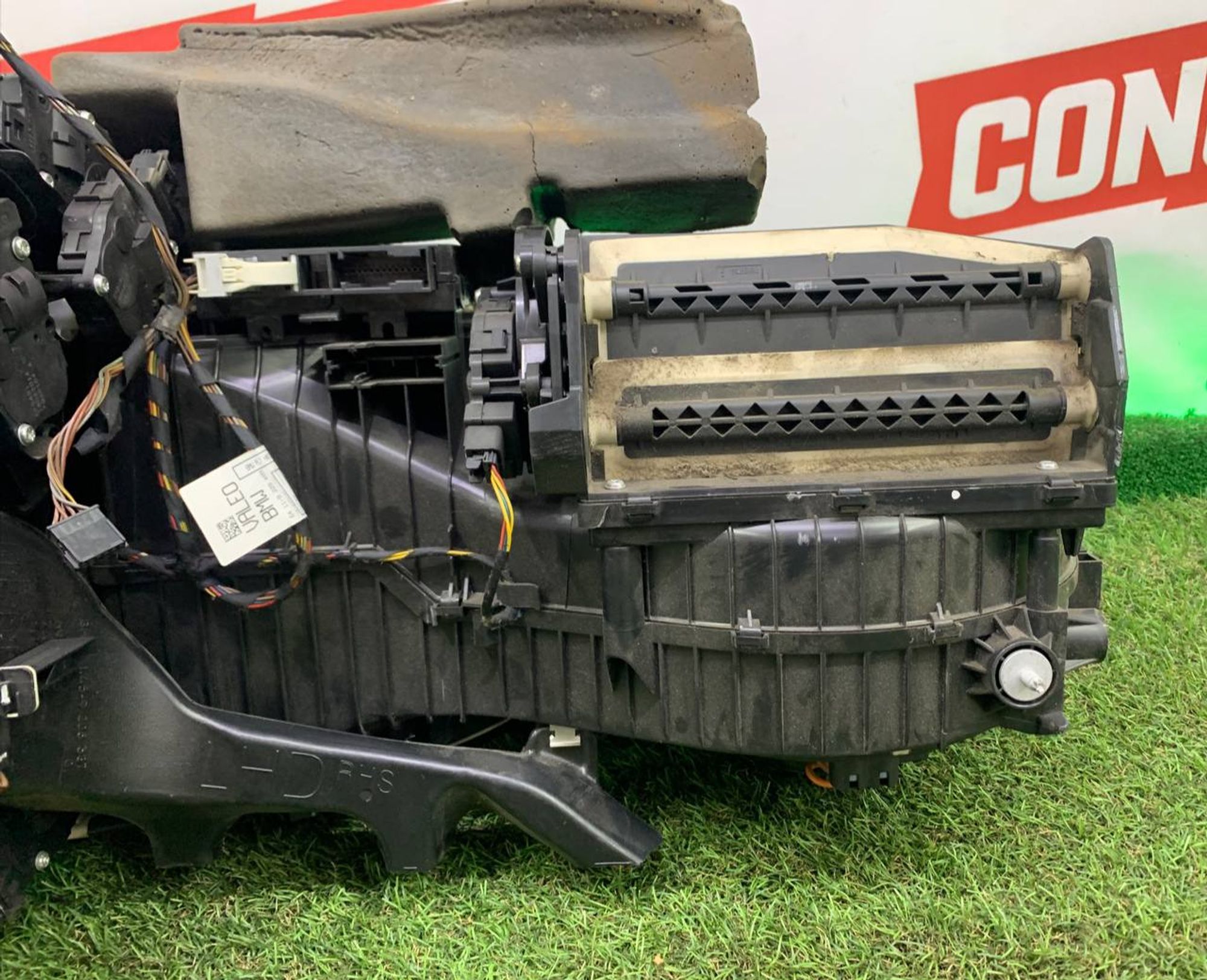 https://ycs.partsauto.market/partsauto-images/thmbs/h353NjtZg3VDP19b5HMt7LlpbQ93/a66bf2325331200cc946980fd61e42be/0351cde6170dbc9859579ac99df2e1a1.jpg