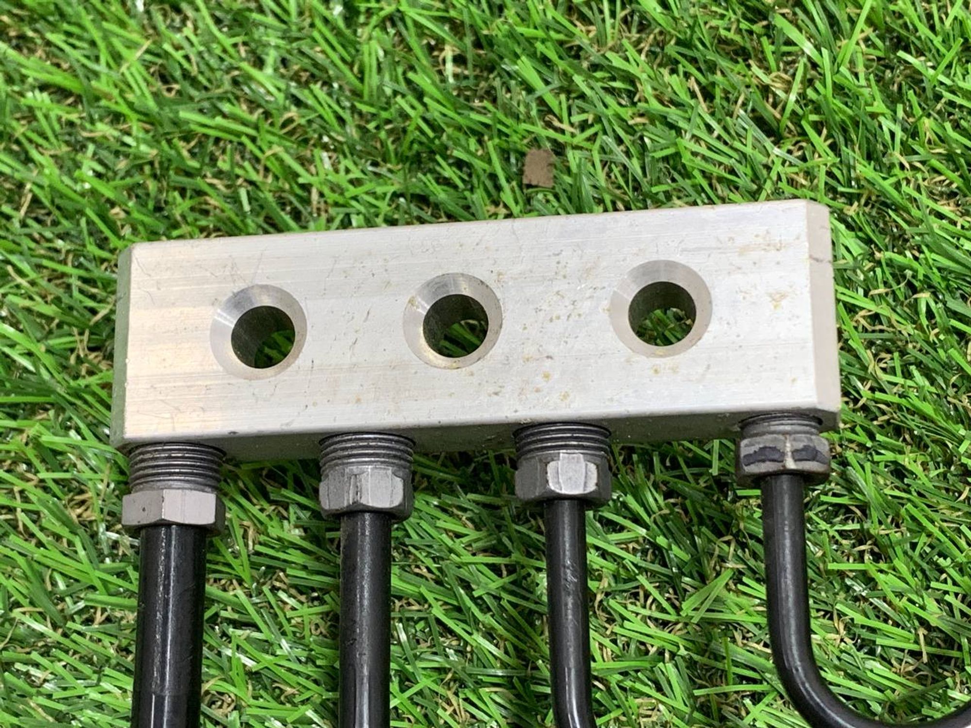 https://ycs.partsauto.market/partsauto-images/thmbs/h353NjtZg3VDP19b5HMt7LlpbQ93/a8c8dfcfb34e848db99d12d30bca72b9/777d5773bea49b82b1cd5cb872203365.jpg