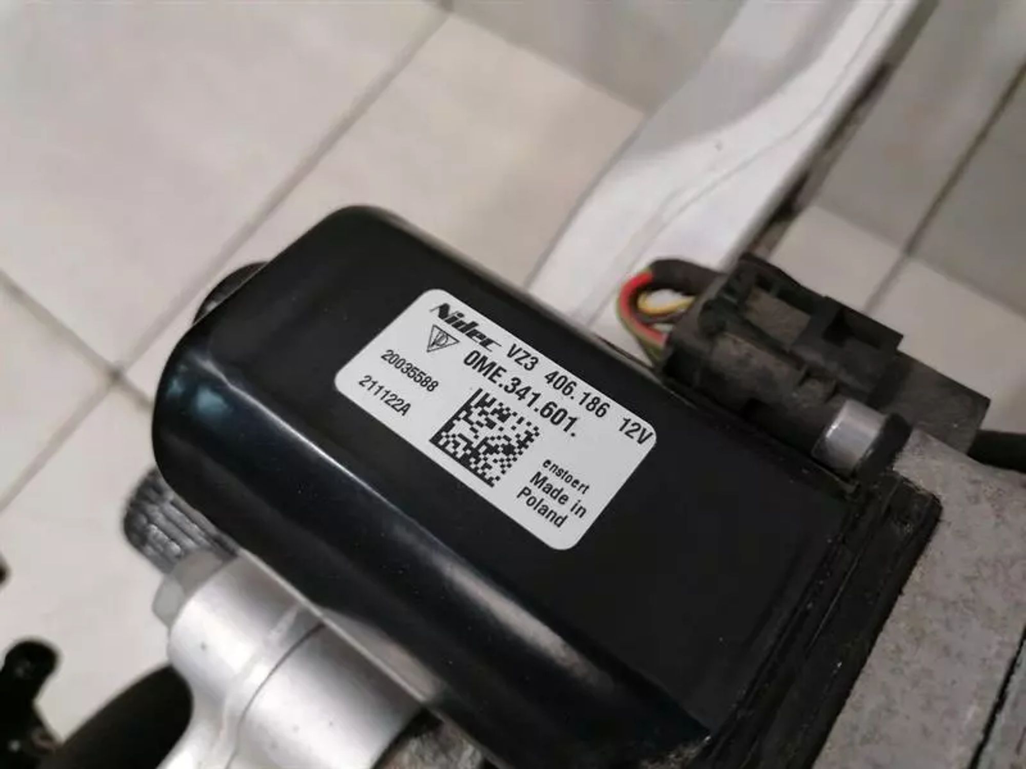 ЗАДНИЙ ДВИГАТЕЛЬ PORSCHE TAYCAN GTS, 880000 рублей, Москва