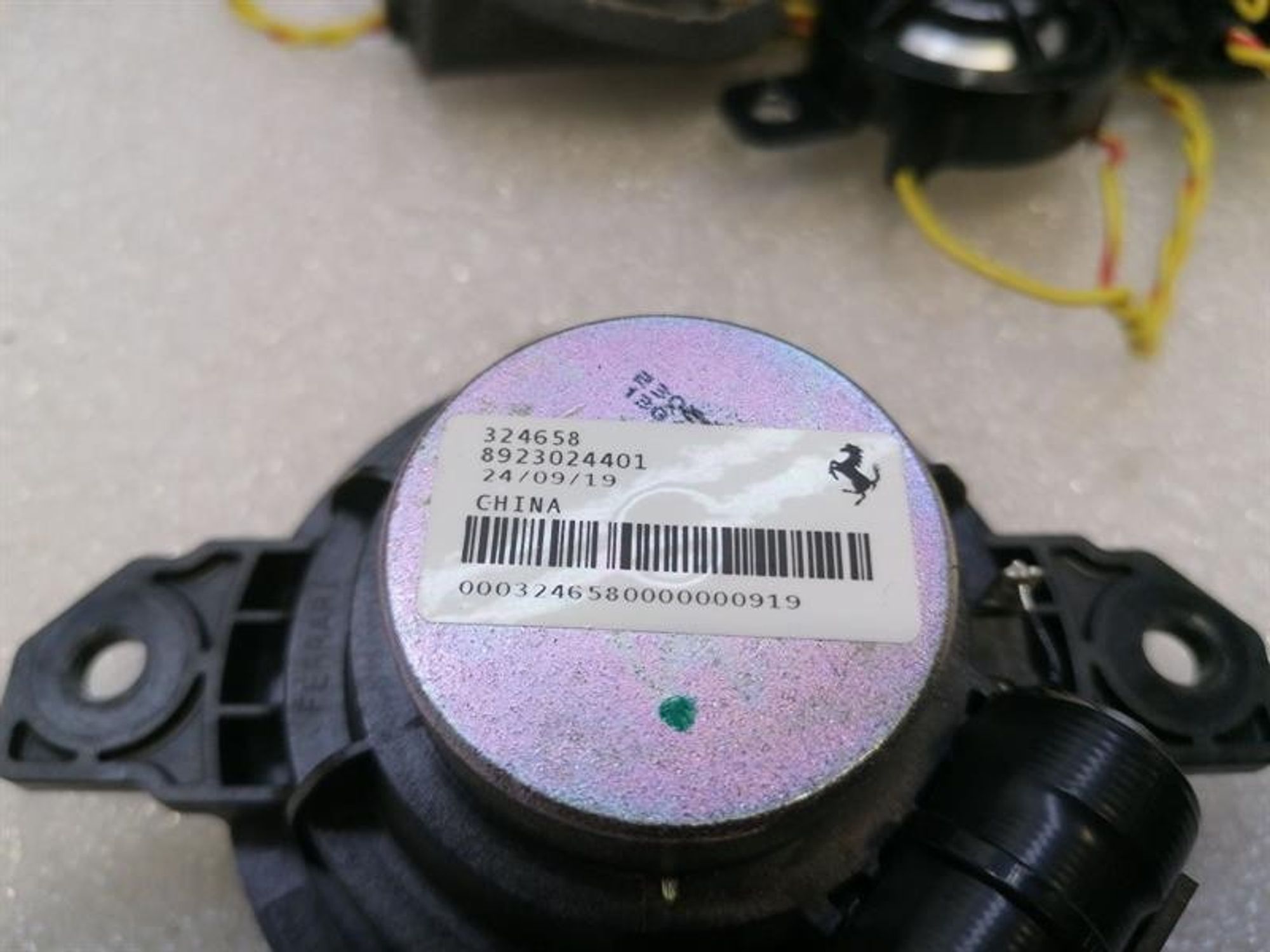 Комплект акустики JBL Ferrari GTC4 Lusso F151m, 350000 рублей, Москва