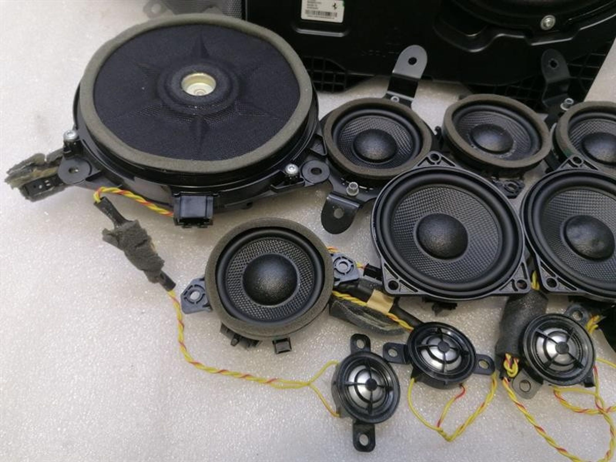 Комплект акустики JBL Ferrari GTC4 Lusso F151m, 350000 рублей, Москва