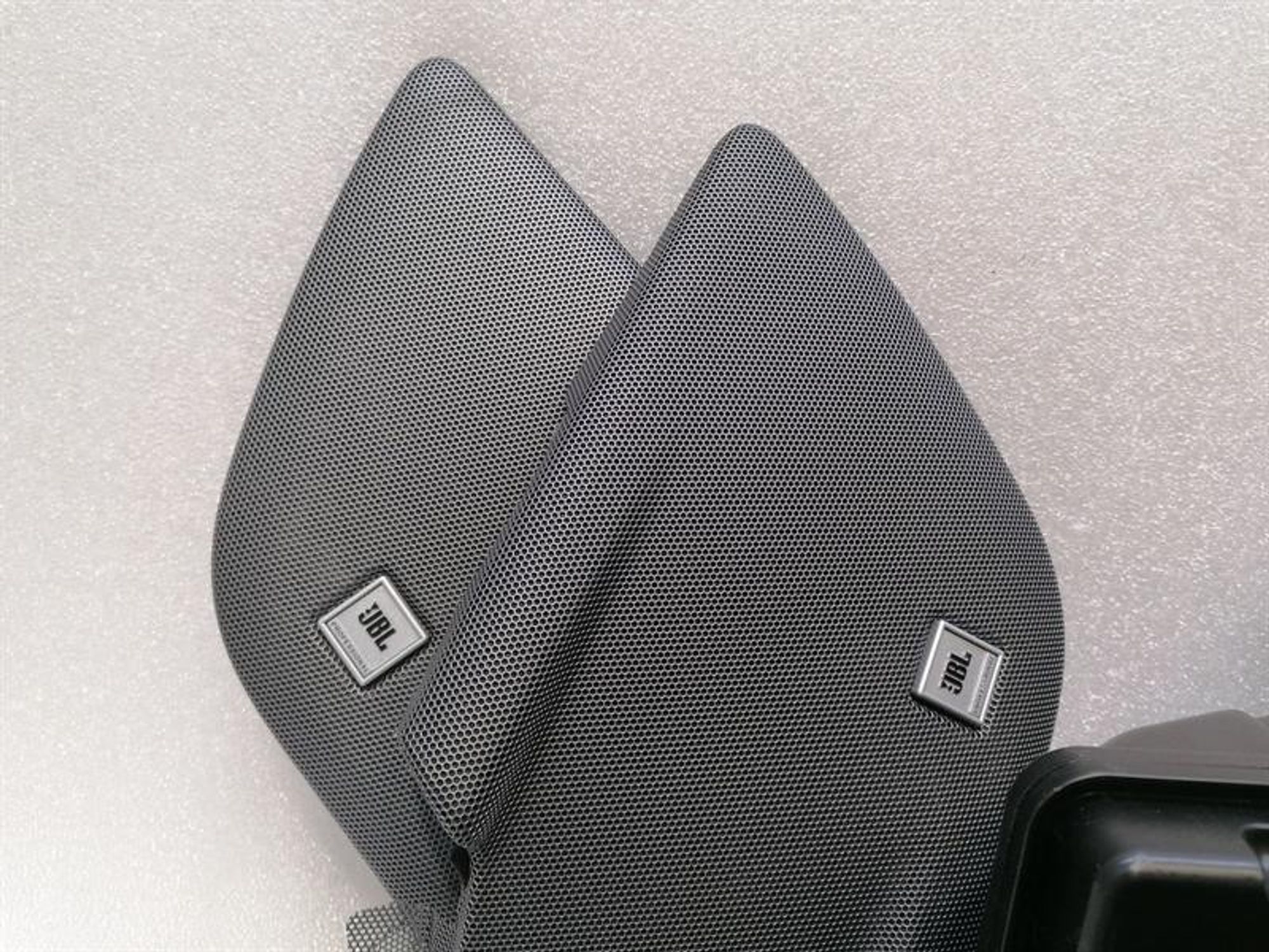 Комплект акустики JBL Ferrari GTC4 Lusso F151m, 350000 рублей, Москва