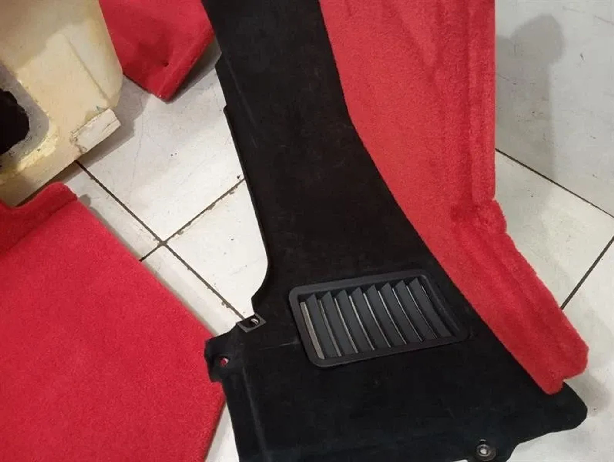 КОМПЛЕКТ КОВРИКОВ ДЛЯ ПОЛА FERRARI 812 SUPERFAST, 715000 рублей, Москва