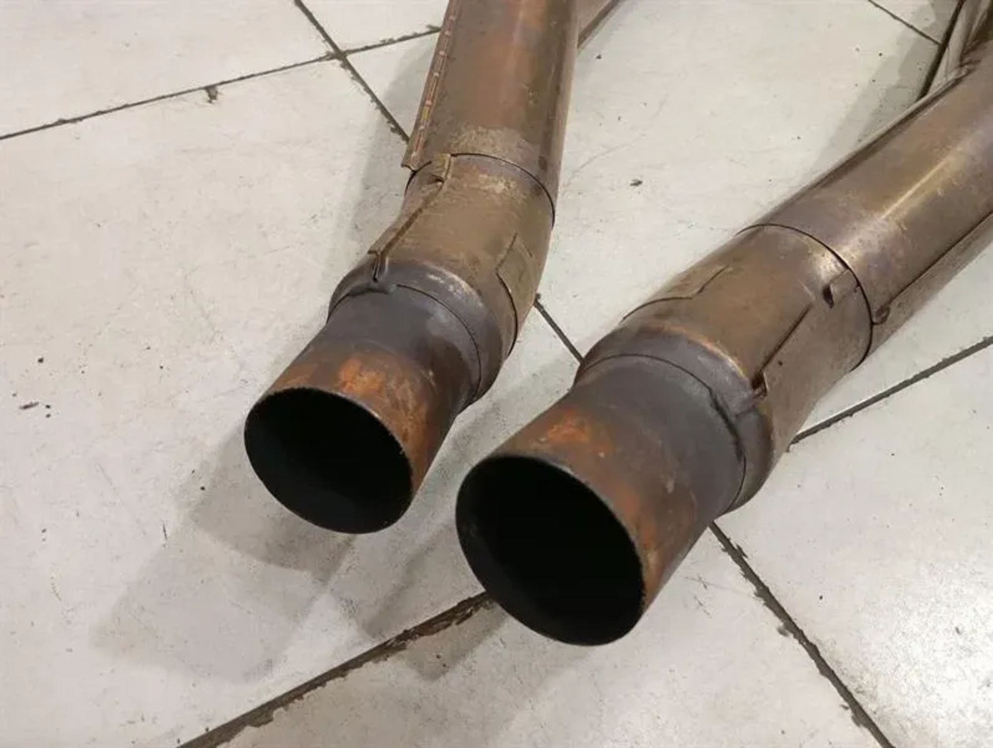 Комплект катализаторов Ferrari FF F151 273319 Комплект катализатора V12, 475000 рублей, Москва