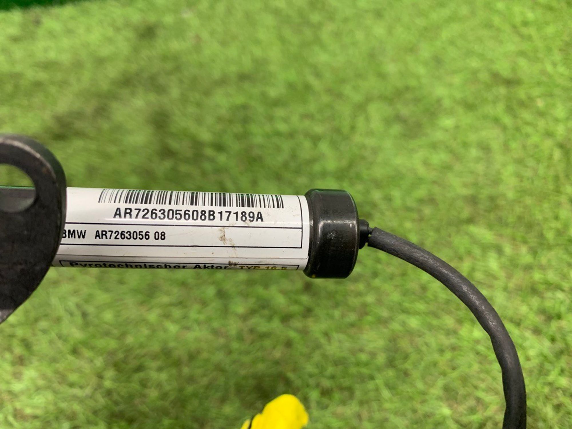 Пиропатрон правый BMW F01 F10 F12, 2500 рублей, Москва