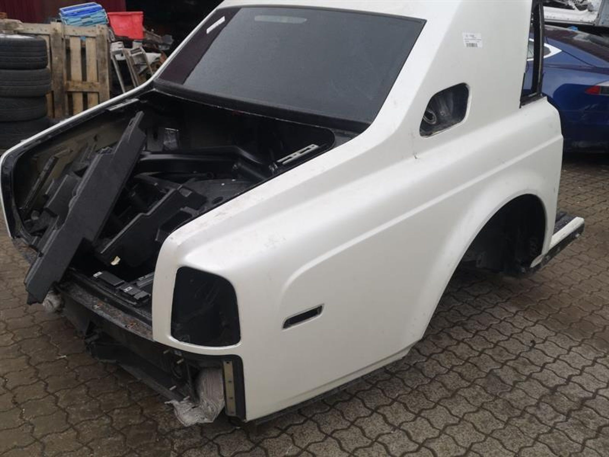 Заднее правое ROLLS ROYCE PHANTOM MK7, 750000 рублей, Москва