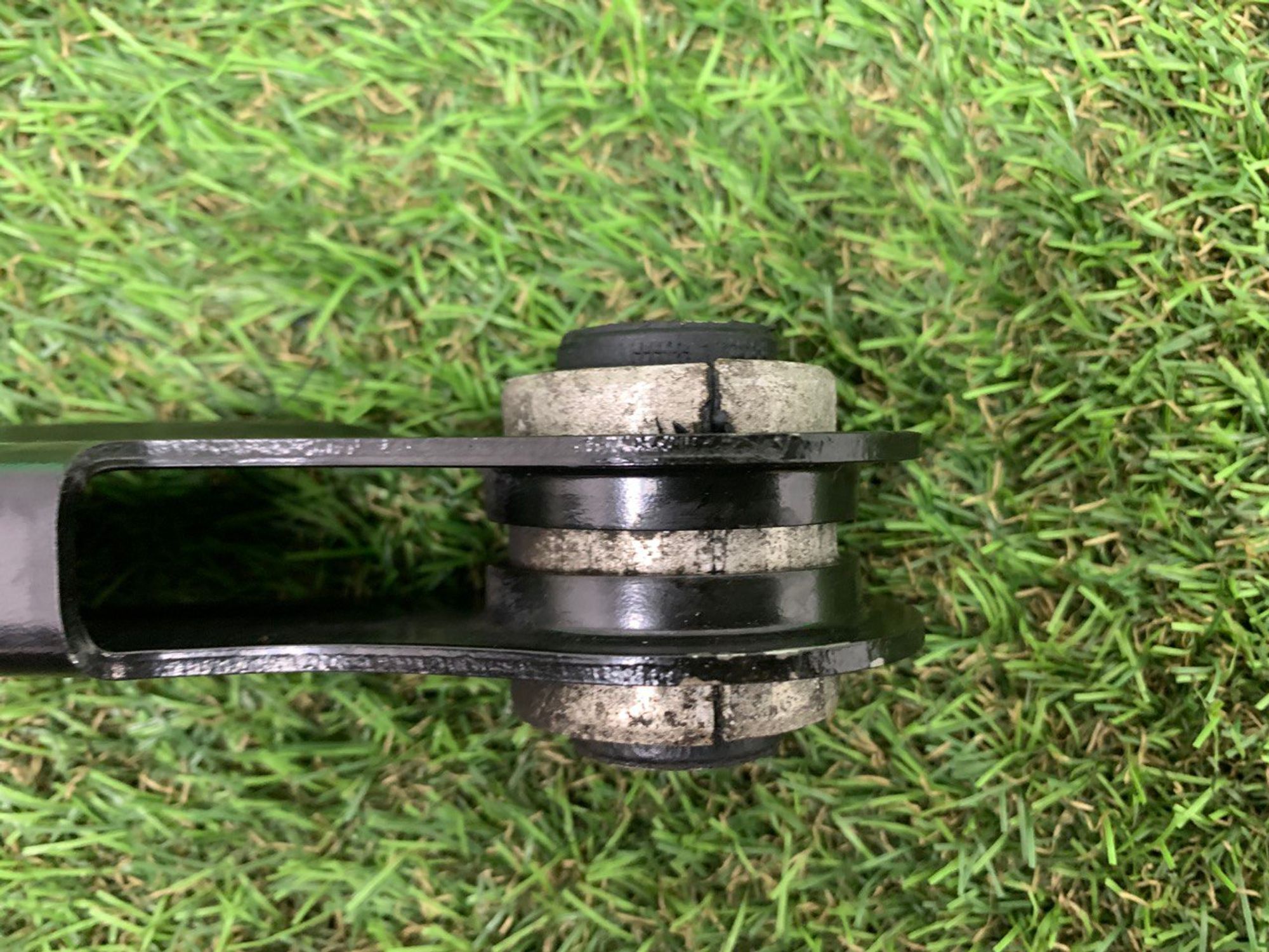 https://ycs.partsauto.market/partsauto-images/thmbs/h353NjtZg3VDP19b5HMt7LlpbQ93/b69d849102c16f6cc2092d252bf21973/86a41d9a828fa607a118ba8b3e096bf3.jpg