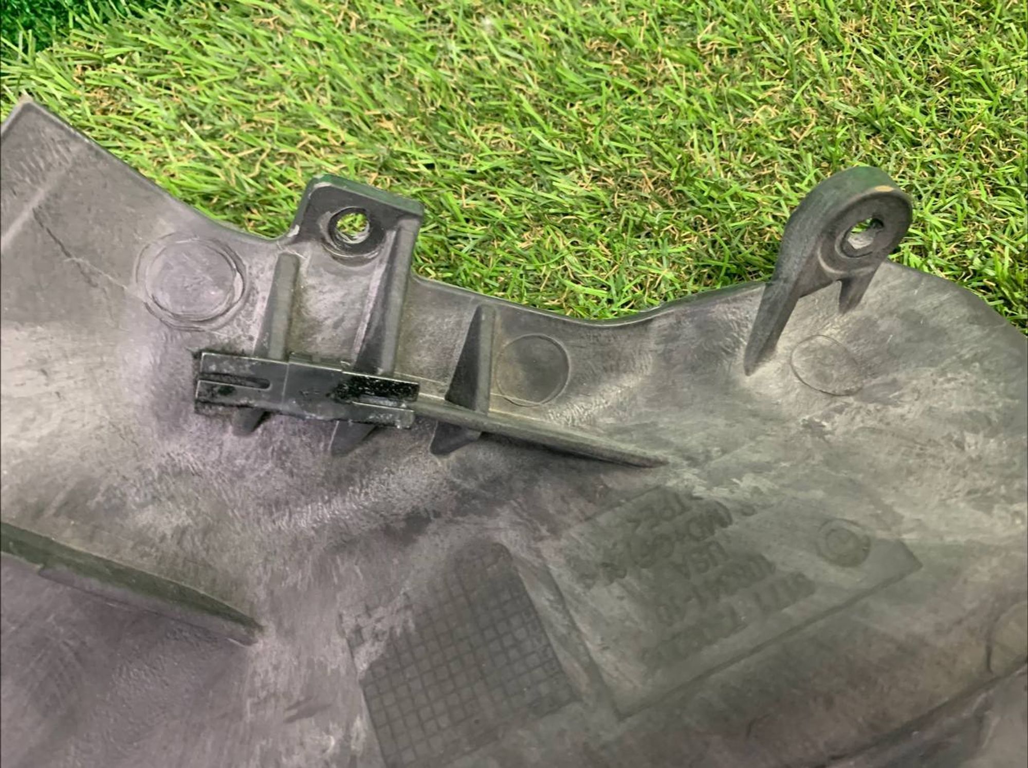 https://ycs.partsauto.market/partsauto-images/thmbs/h353NjtZg3VDP19b5HMt7LlpbQ93/b6cd62a29d3ff27152f4be17627a5144/975c1d842c57b5c4473daad0be8414be.jpg
