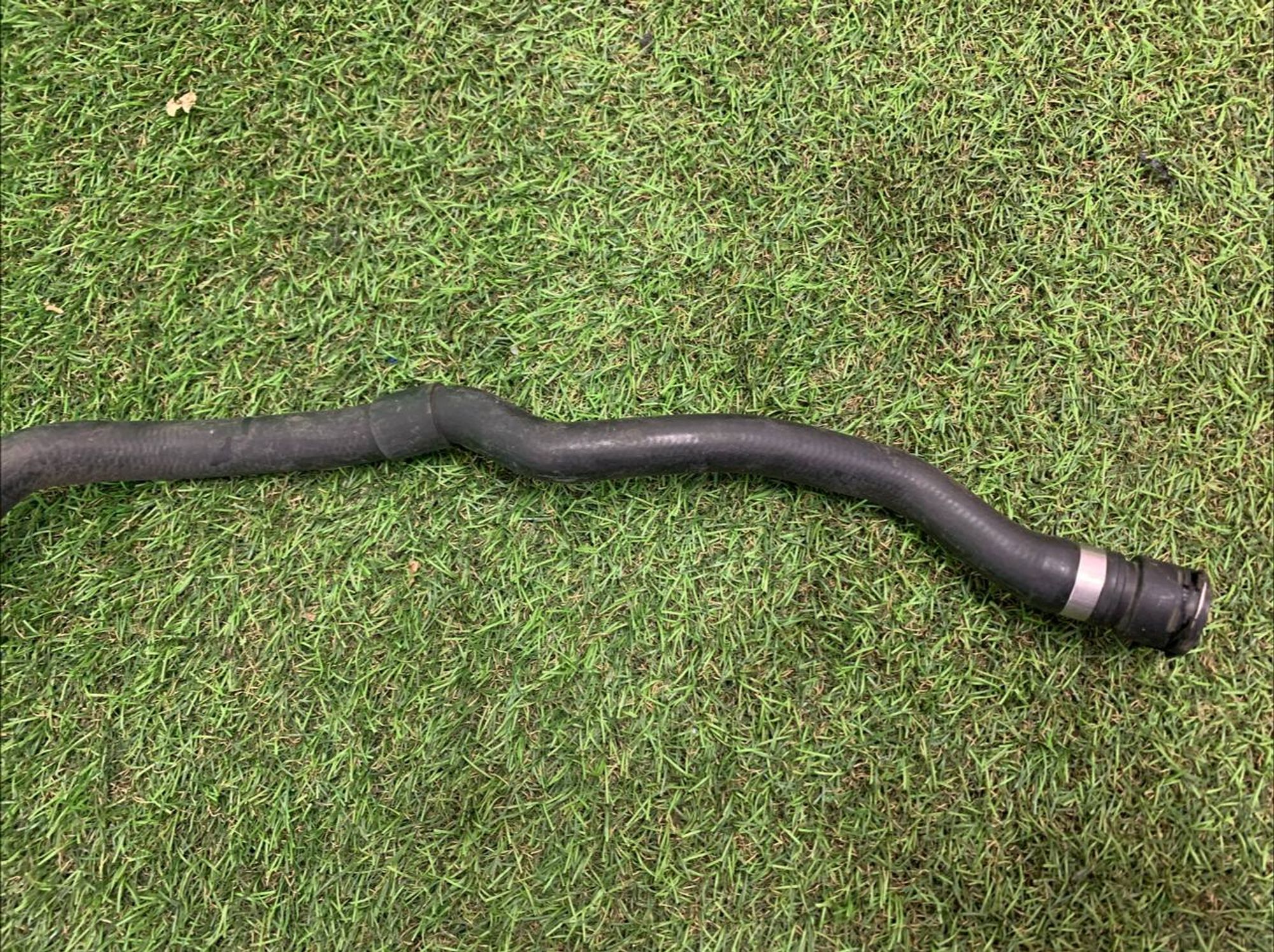 https://ycs.partsauto.market/partsauto-images/thmbs/h353NjtZg3VDP19b5HMt7LlpbQ93/b769932b716d882f2dbd018c612fe8da/6f89f30a8b810e431d0935ab27e01cde.jpg
