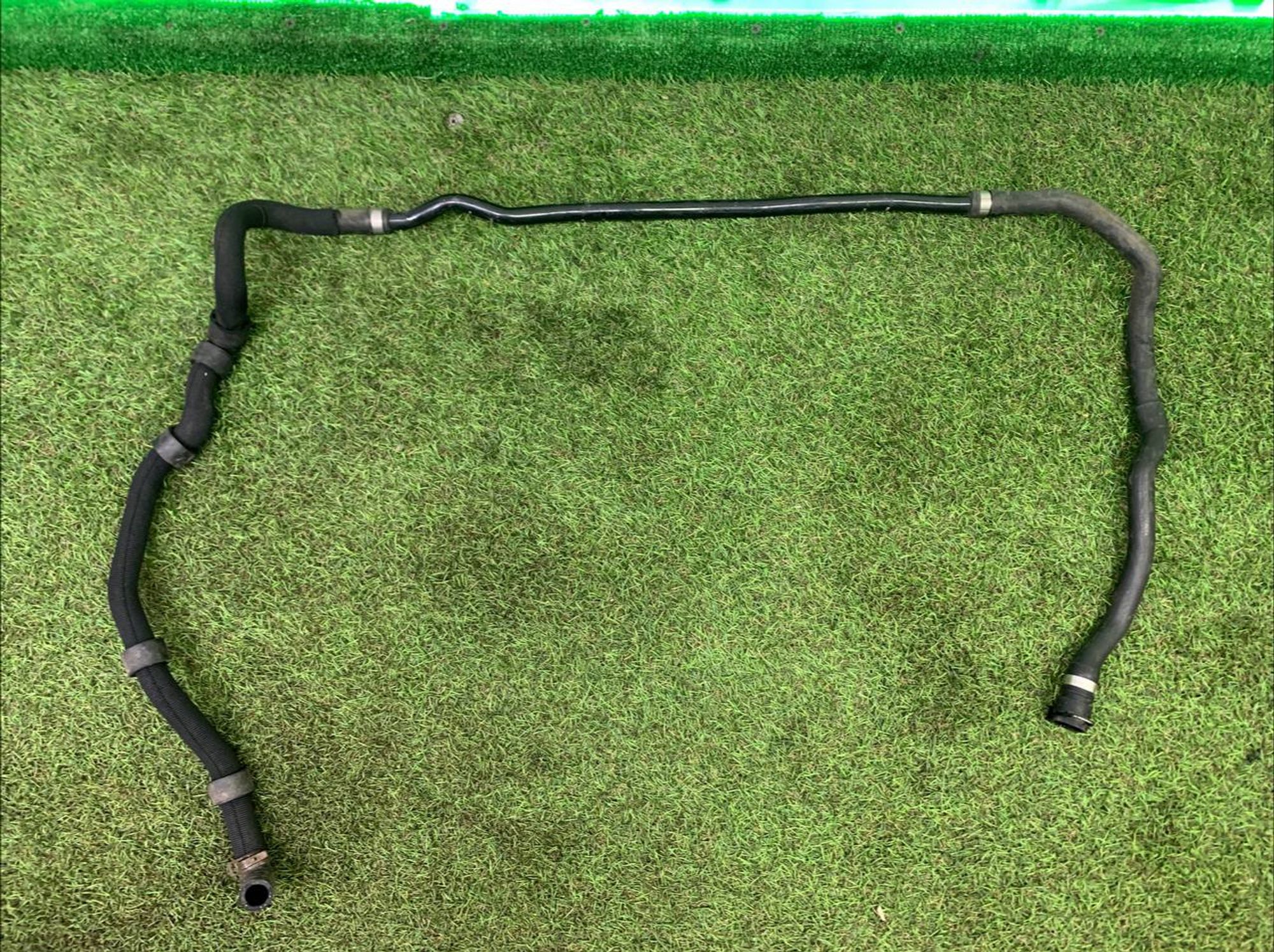 https://ycs.partsauto.market/partsauto-images/thmbs/h353NjtZg3VDP19b5HMt7LlpbQ93/b769932b716d882f2dbd018c612fe8da/b2a9032502869a1f99e2e6008b3eae8c.jpg