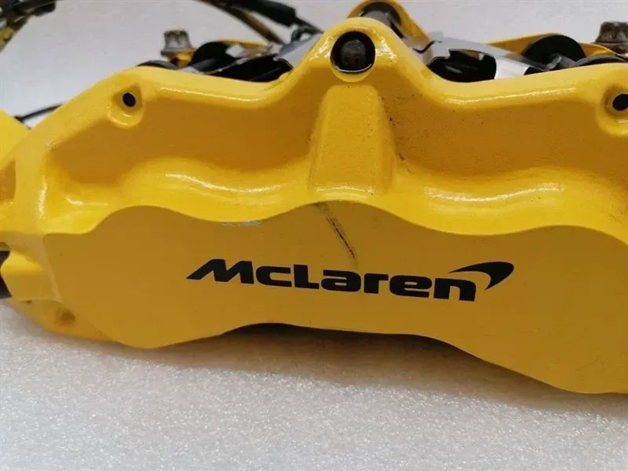 Передний КОМПЛЕКТ тормозных суппортов McLaren 570S, 380000 рублей, Москва