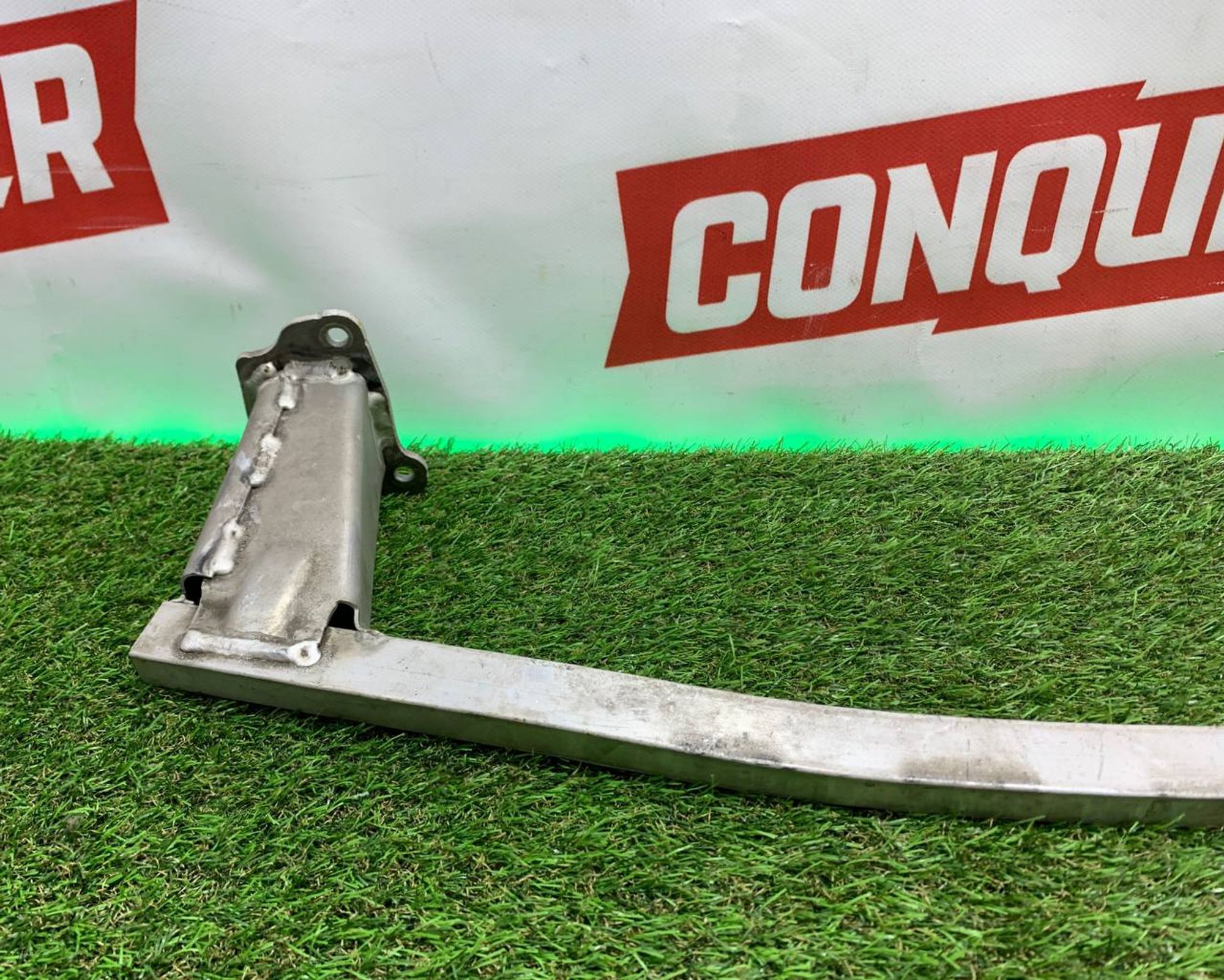 https://ycs.partsauto.market/partsauto-images/thmbs/h353NjtZg3VDP19b5HMt7LlpbQ93/b8748b4bfd7766071be24140a33d9cbe/5f913e433064b941fd5e002b2fe59c62.jpg