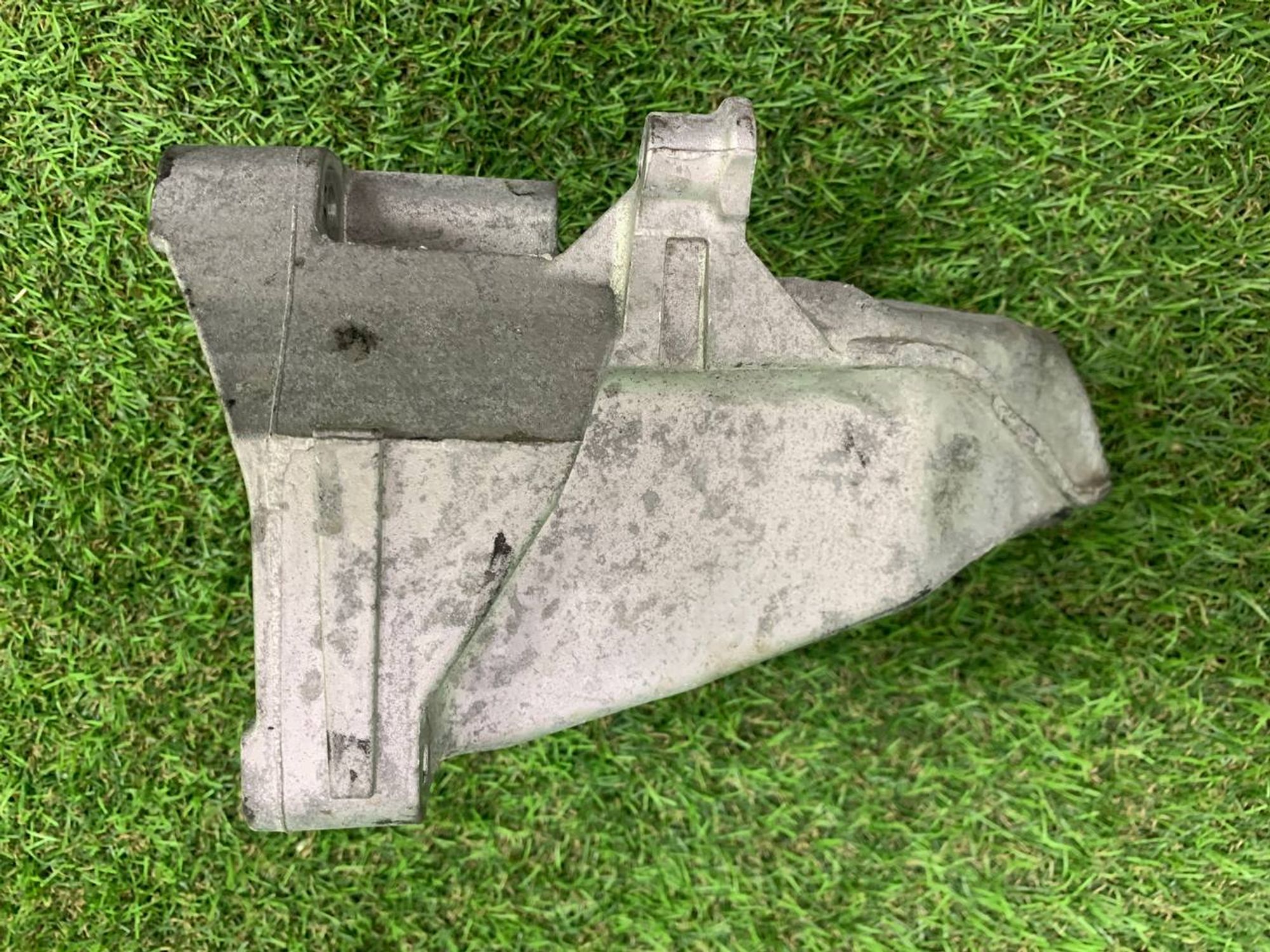 Кронштейн двигателя левый Mercedes-Benz GLC-Класс X253, 3000 рублей, Москва