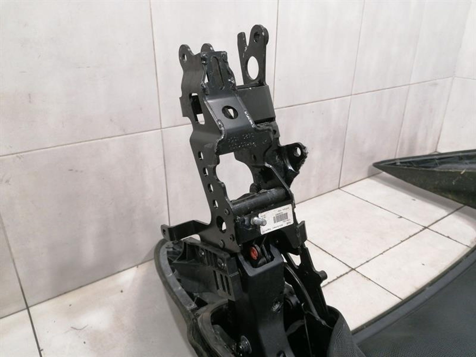 https://ycs.partsauto.market/partsauto-images/thmbs/h353NjtZg3VDP19b5HMt7LlpbQ93/ba356c4beed423208663aa07ea028af2/f61d915cc40d5bc79c9b03ddce0f9a6e.jpg
