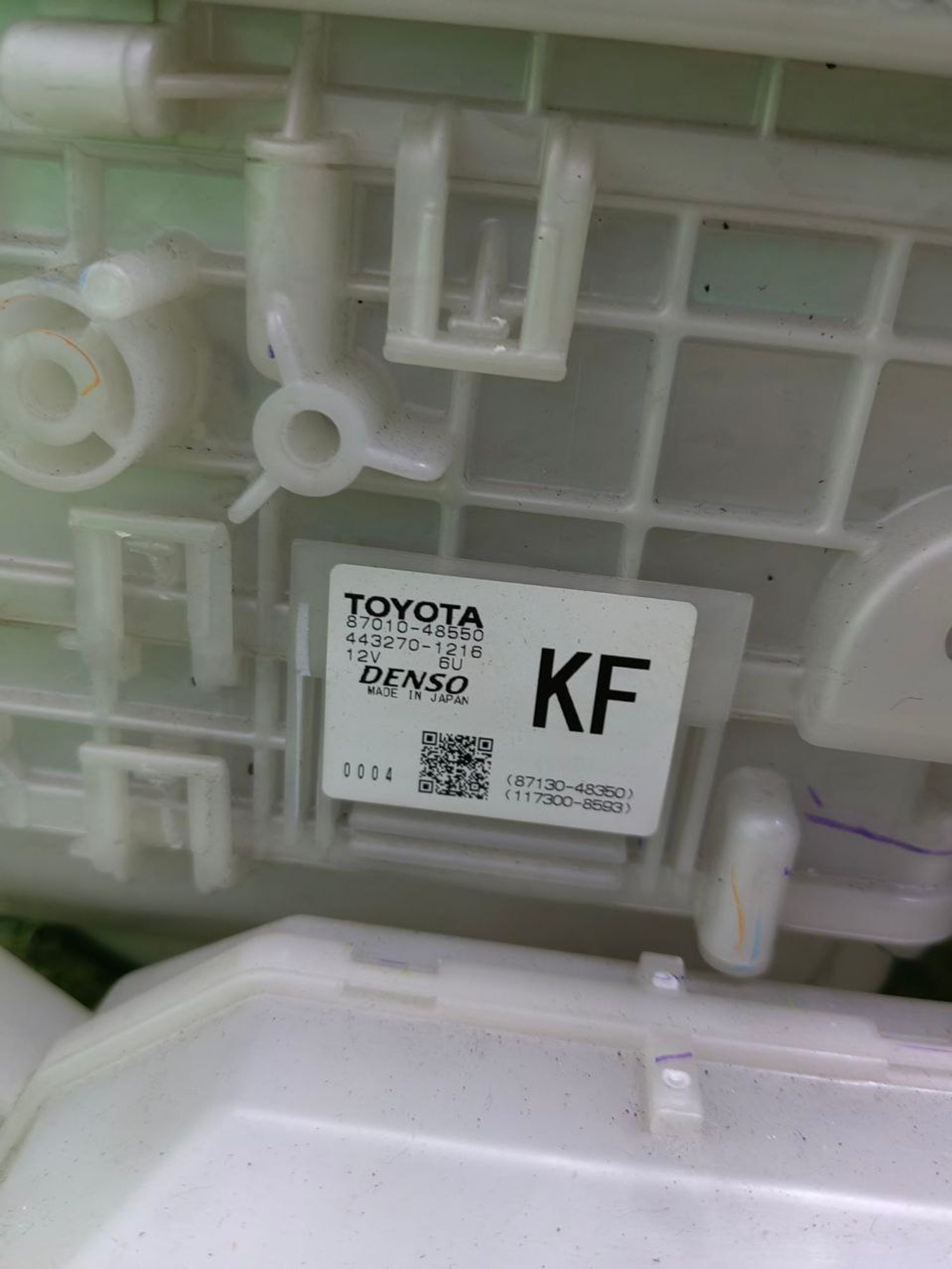 https://ycs.partsauto.market/partsauto-images/thmbs/h353NjtZg3VDP19b5HMt7LlpbQ93/ba4727c56516ac49c53e82d186f4eb91/1079c19b62be6304644d41063c25ca94.jpg