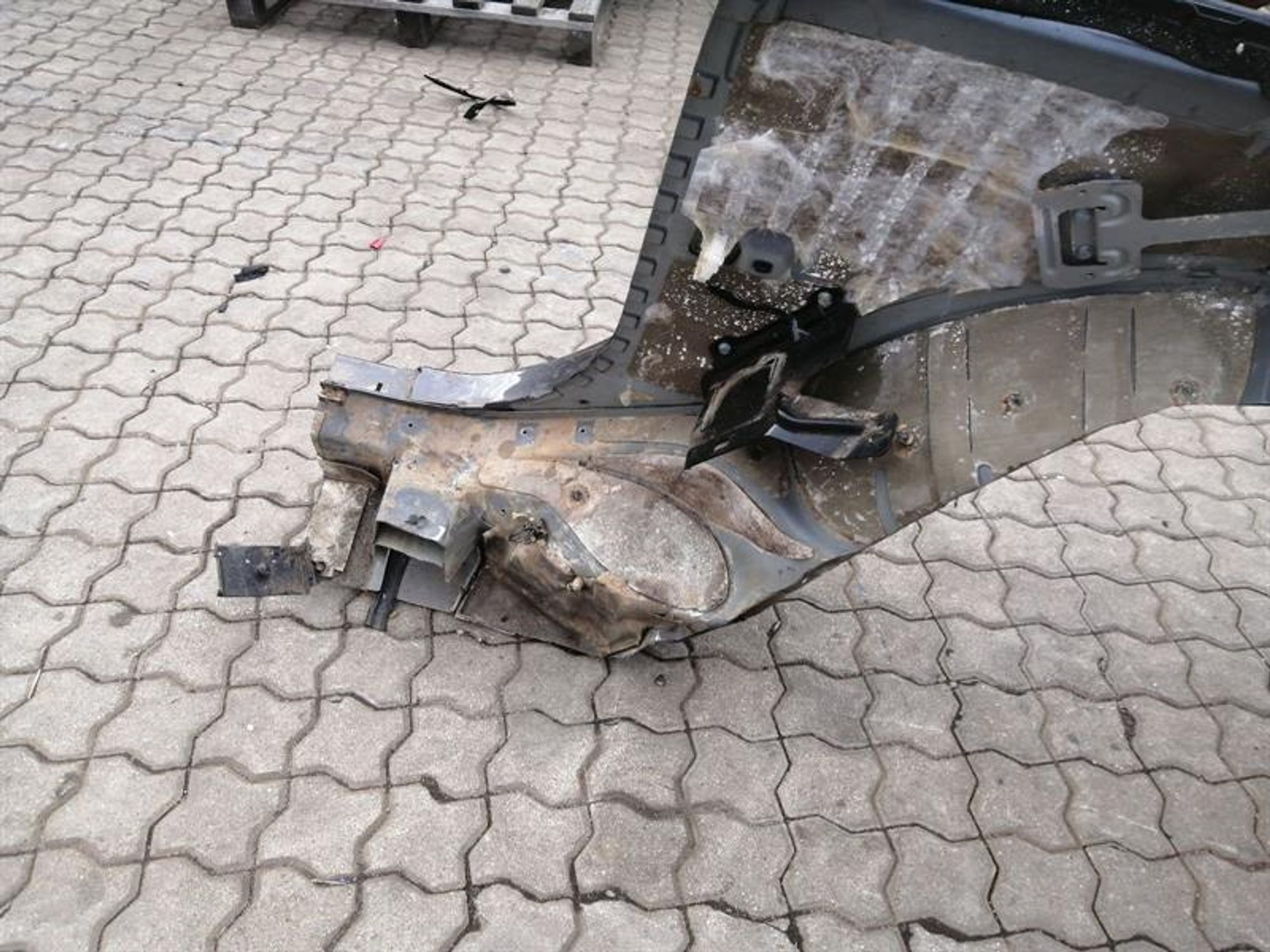 Правое ЗАДНЕЕ крыло MAYBACH 62 V240, 600000 рублей, Москва