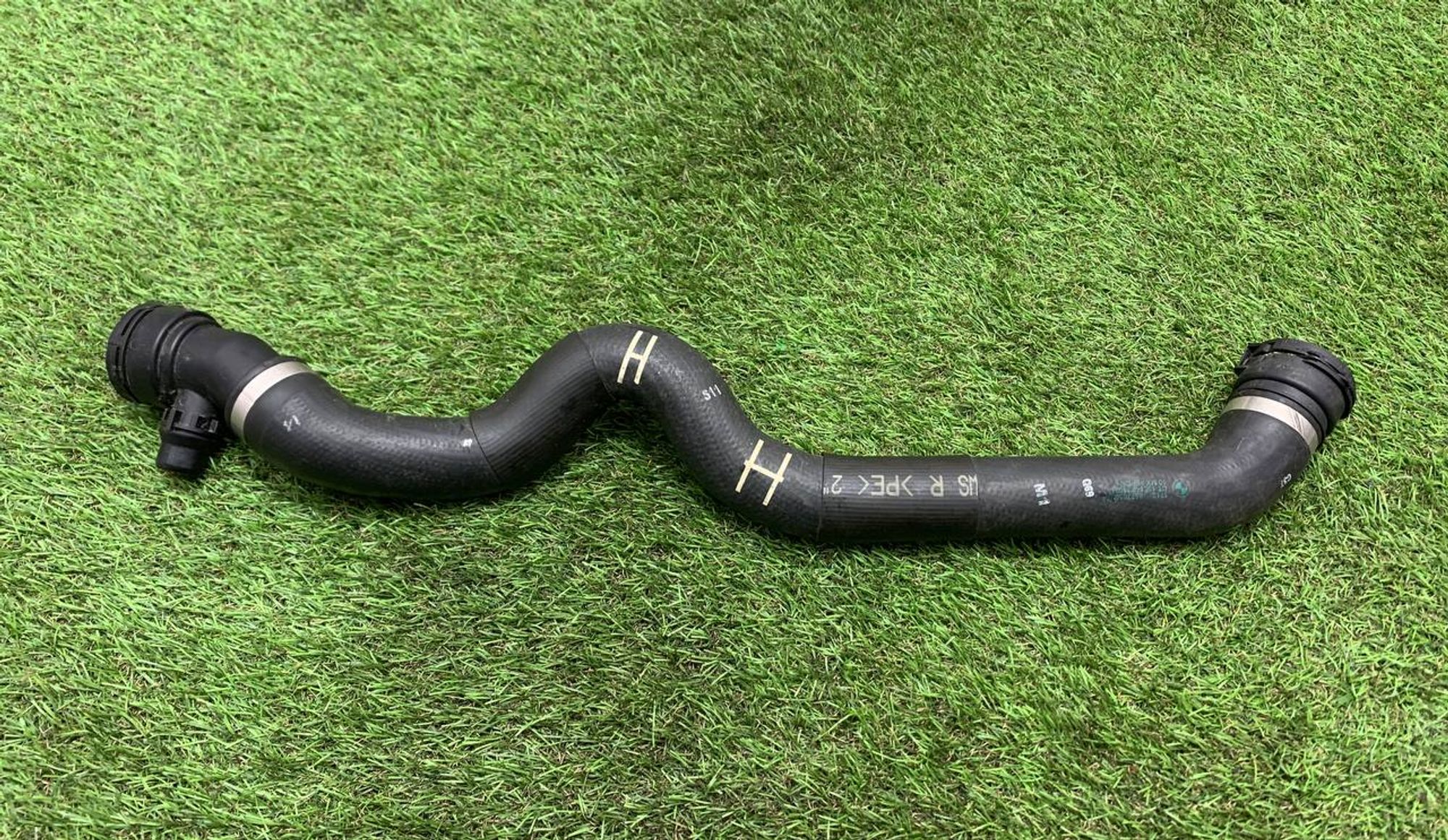 https://ycs.partsauto.market/partsauto-images/thmbs/h353NjtZg3VDP19b5HMt7LlpbQ93/bd5f91019fcd8077b54d4fc59a304ef7/4f3c55f97831b518b92928d27b49d2c2.jpg