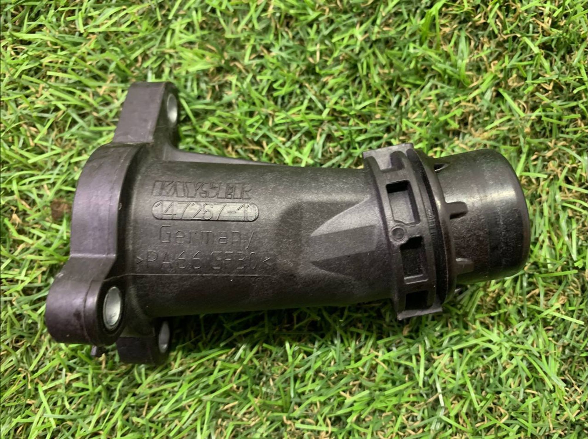 Соединительный патрубок BMW 3 F30, F31, 1000 рублей, Москва