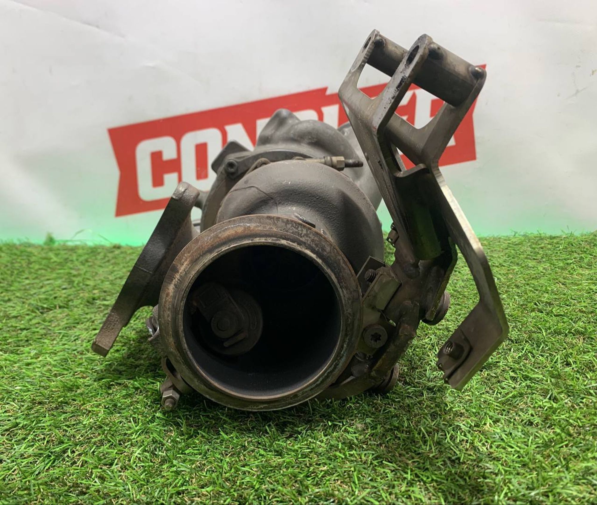 https://ycs.partsauto.market/partsauto-images/thmbs/h353NjtZg3VDP19b5HMt7LlpbQ93/bf462a3cb3dd62950e2706914ff75e24/230fa2a86e34f66c80708c511f21b768.jpg