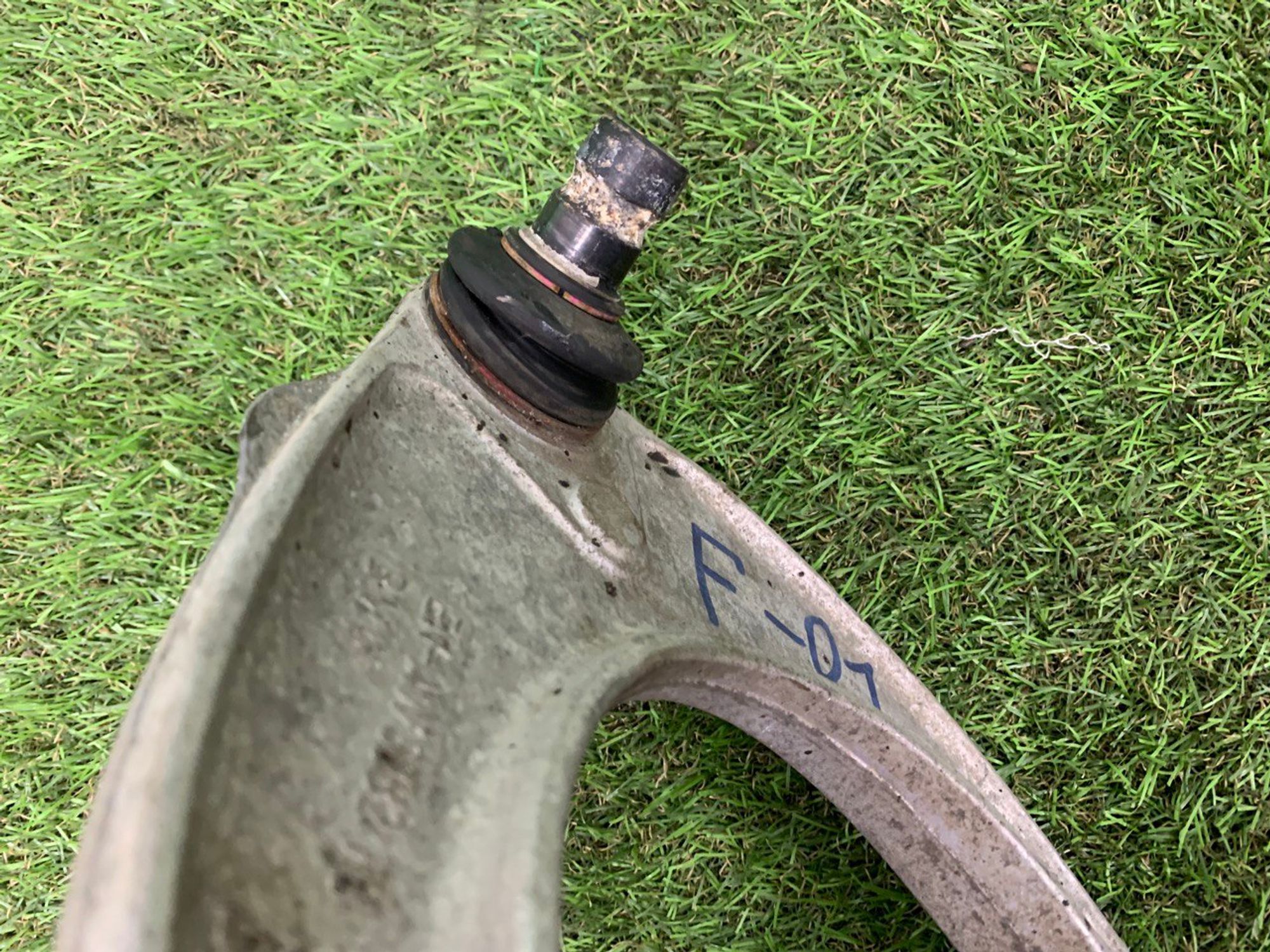 Поперечный рычаг верхний BMW F10 F01 F12, 7500 рублей, Москва