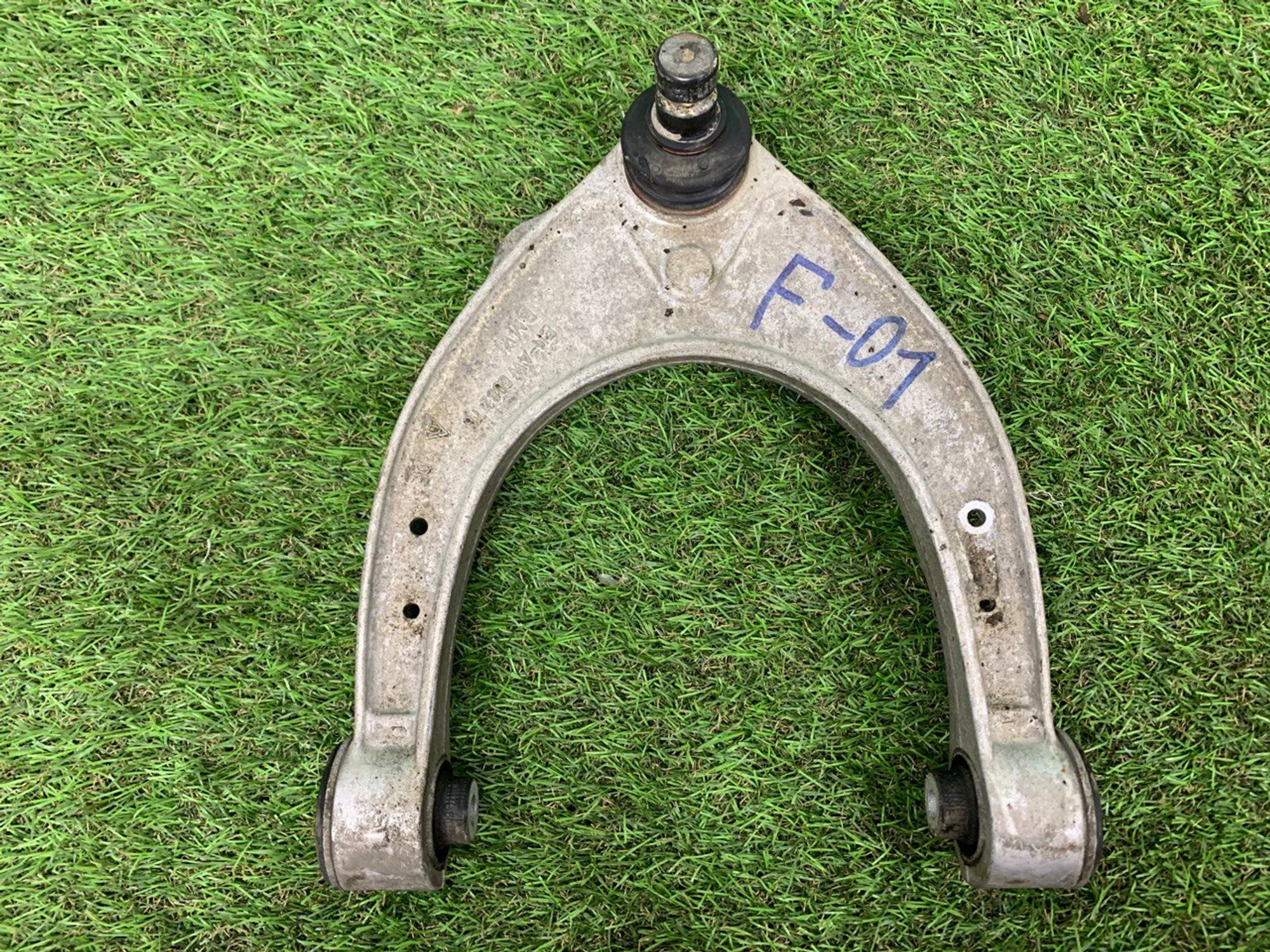 Поперечный рычаг верхний BMW F10 F01 F12, 7500 рублей, Москва