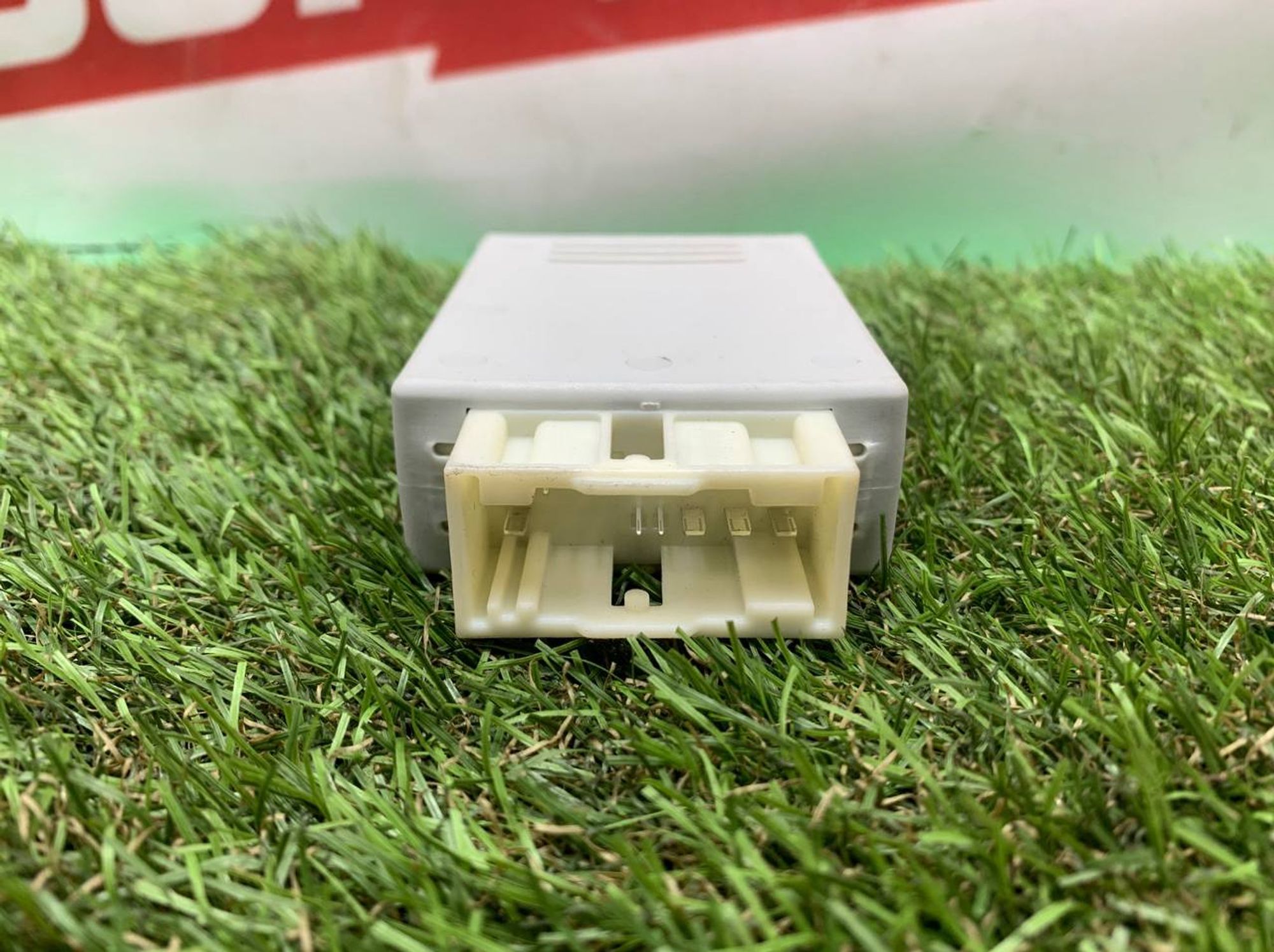 https://ycs.partsauto.market/partsauto-images/thmbs/h353NjtZg3VDP19b5HMt7LlpbQ93/c346ea9ea8dd9161b10de185d808fcad/7e214b4cbdf75d31c9de4c8c9f5599b4.jpg