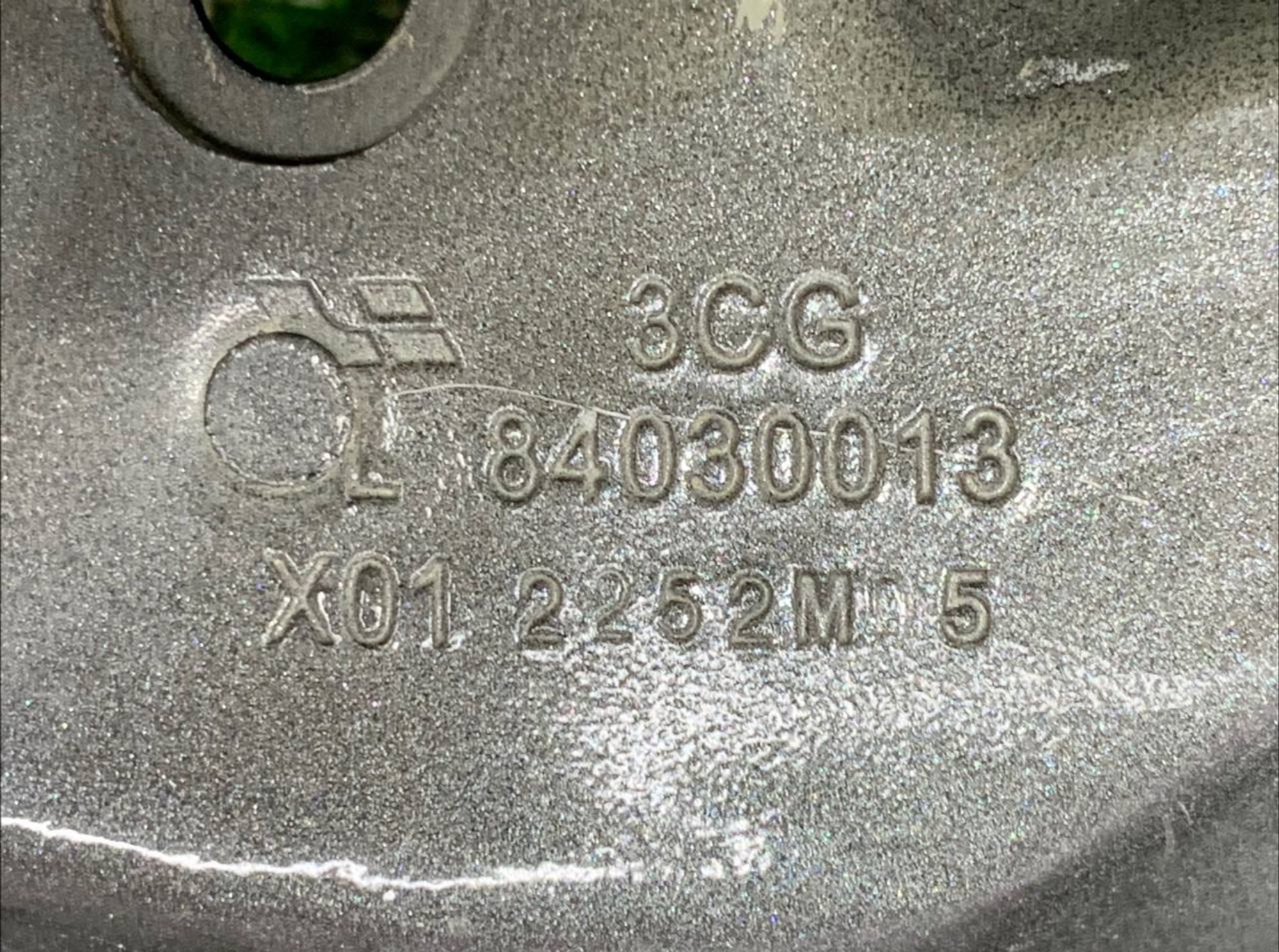 https://ycs.partsauto.market/partsauto-images/thmbs/h353NjtZg3VDP19b5HMt7LlpbQ93/c6127bbed7a5c745ef6511c9bd72b479/f1c284f4addc04583ed0ba8db441331e.jpg