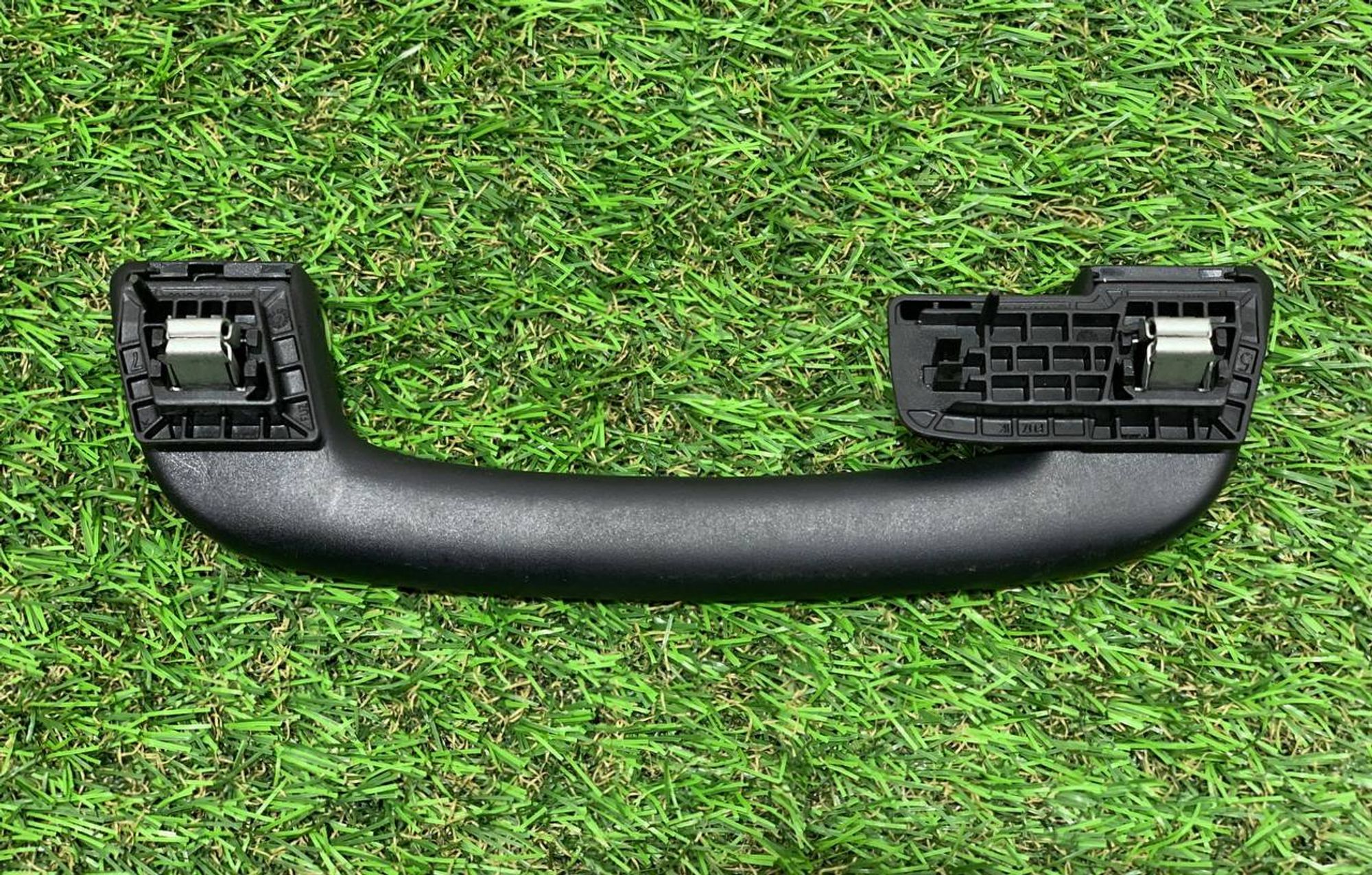 https://ycs.partsauto.market/partsauto-images/thmbs/h353NjtZg3VDP19b5HMt7LlpbQ93/c6d43b25f32653b26a38ec966c00a301/181861e0021eabf640f021acb1682377.jpg