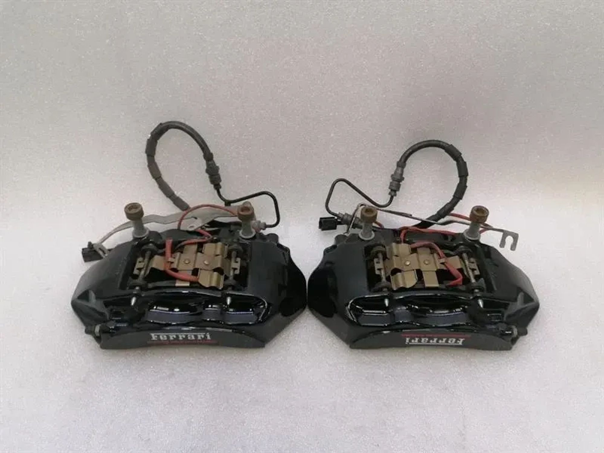 Тормозне суппорта задние Ferrari GTC4 Lusso F151M, 360000 рублей, Москва