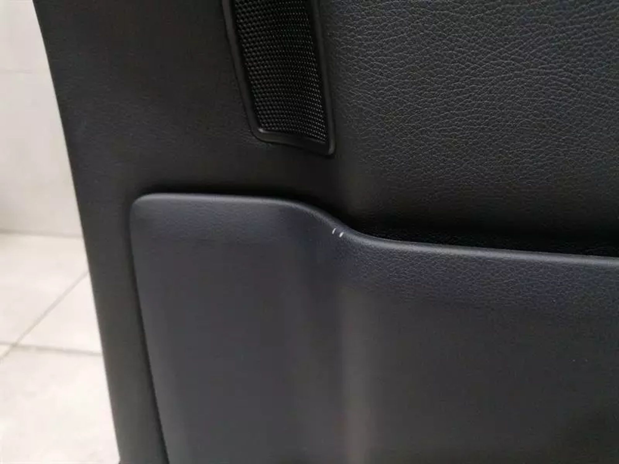 https://ycs.partsauto.market/partsauto-images/thmbs/h353NjtZg3VDP19b5HMt7LlpbQ93/cbc7d3b38fdc122e280a562bb6a7b183/8d6edbd2f69d0dba1fd1946704afb711.jpg