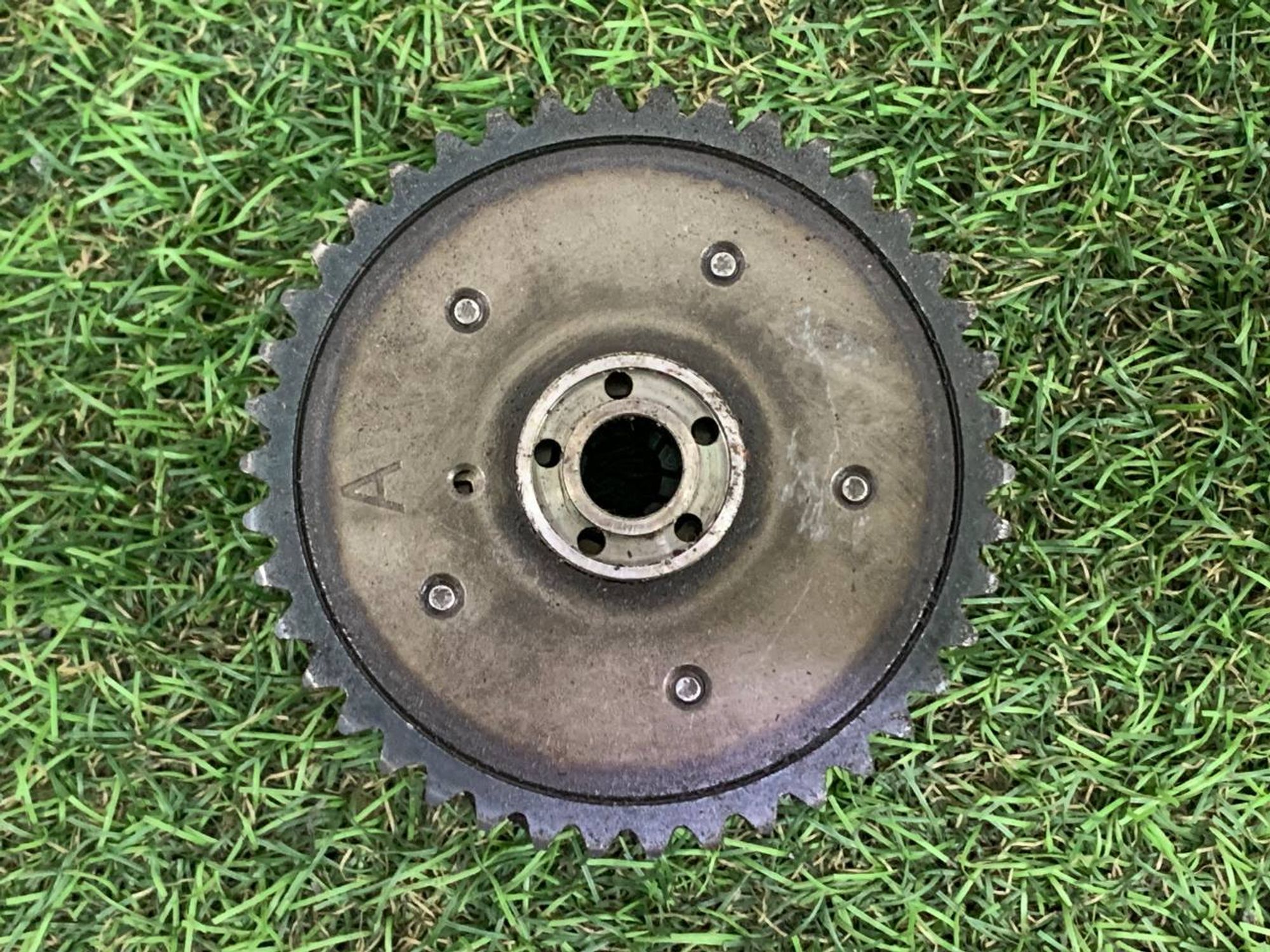 https://ycs.partsauto.market/partsauto-images/thmbs/h353NjtZg3VDP19b5HMt7LlpbQ93/cebcdbb53c56f1115c3525bbeb5103df/6f810973c50520c04b979161c3646225.jpg