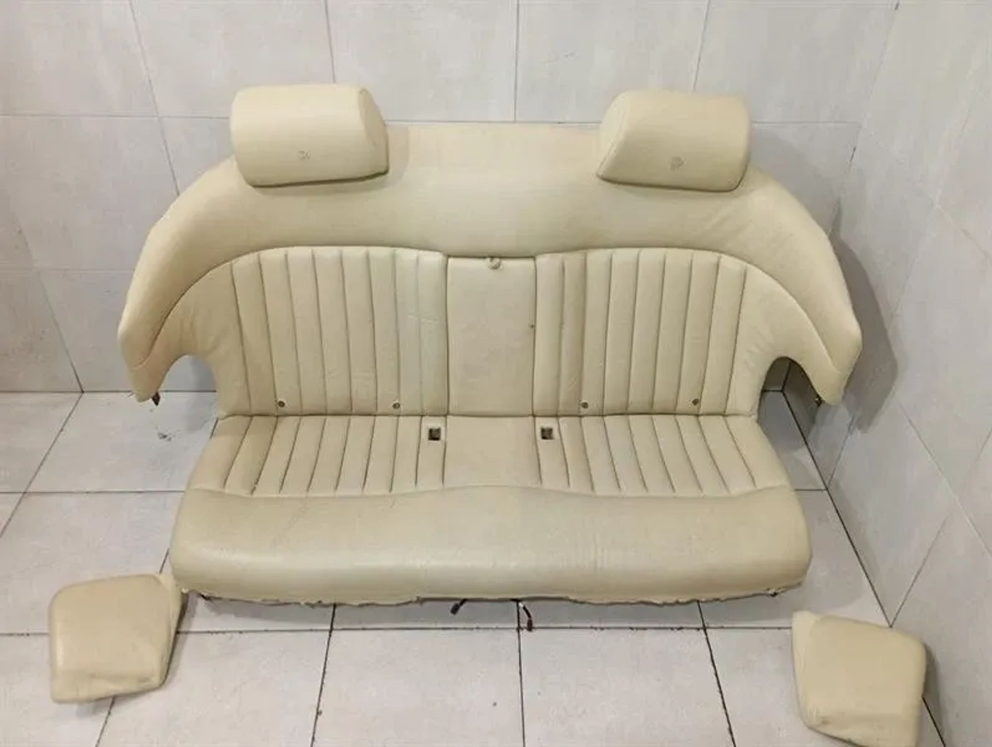 Задний ряд сидений Rolls Royce Phantom MK7, 330000 рублей, Москва