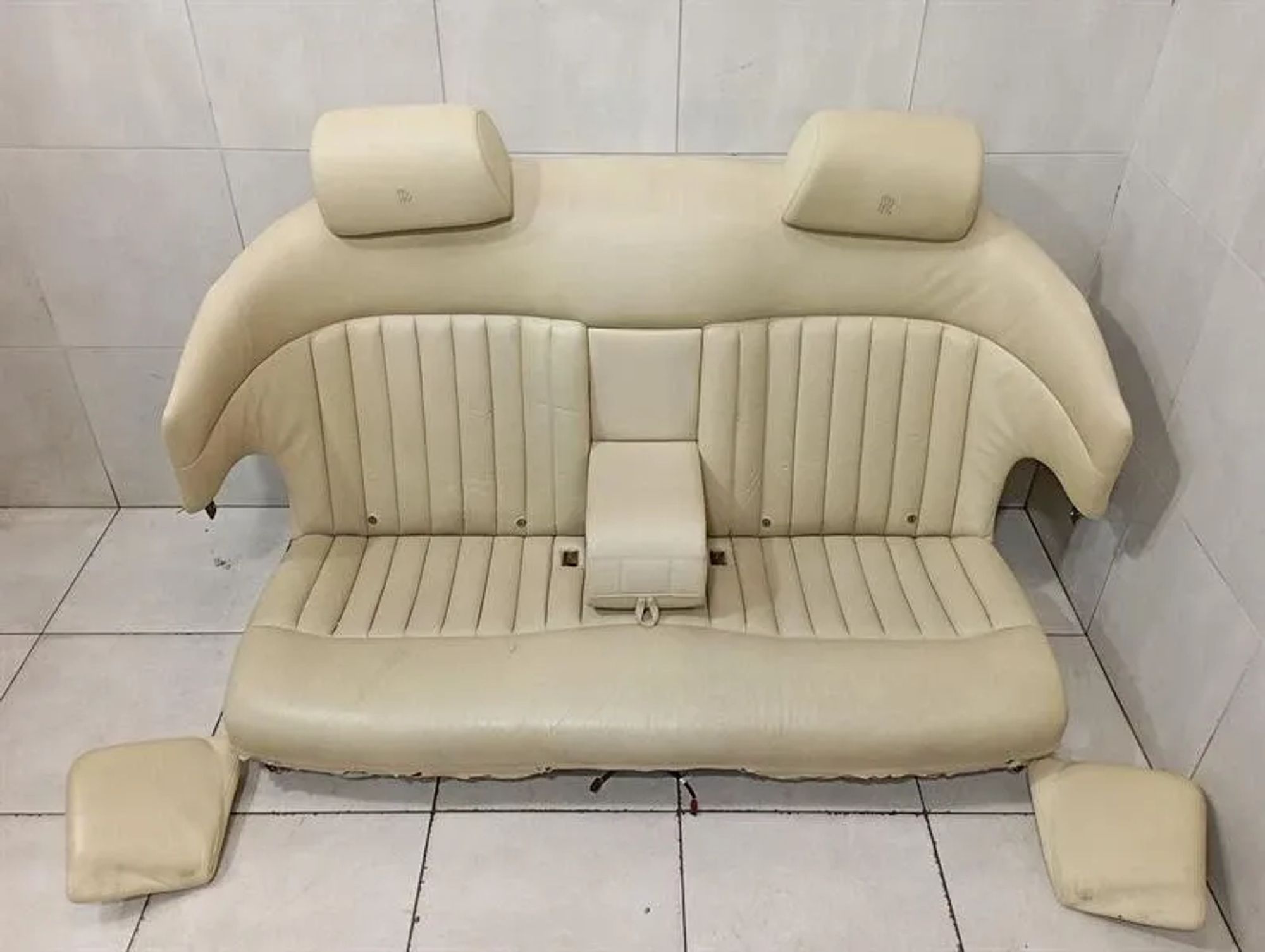 Задний ряд сидений Rolls Royce Phantom MK7, 330000 рублей, Москва