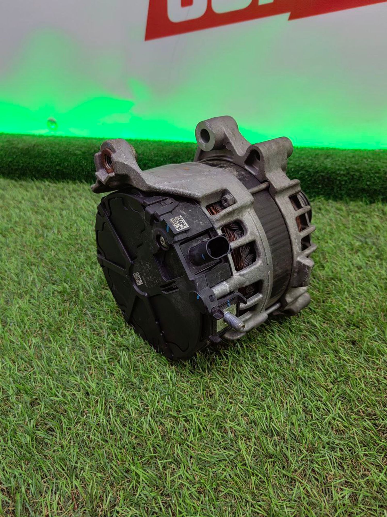 https://ycs.partsauto.market/partsauto-images/thmbs/h353NjtZg3VDP19b5HMt7LlpbQ93/d2ccde0bbfeb39383725ff6a8c5bf45c/0932b6a4cc4e18cb7c6adac90c935c48.jpg