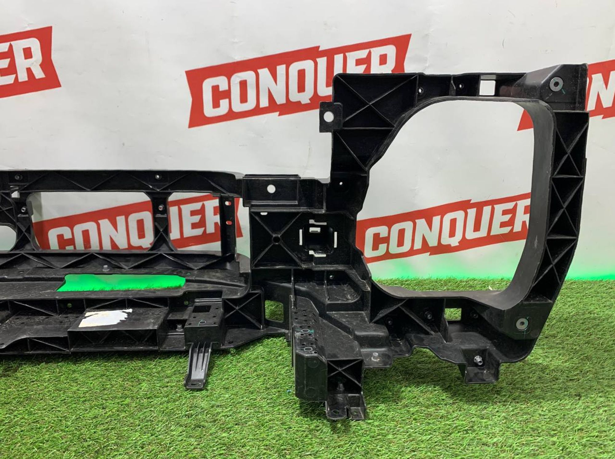 https://ycs.partsauto.market/partsauto-images/thmbs/h353NjtZg3VDP19b5HMt7LlpbQ93/d343c29b8cbefd6225591bcb633545e4/fe90eeb340803c70607ecb0fa99ffc42.jpg