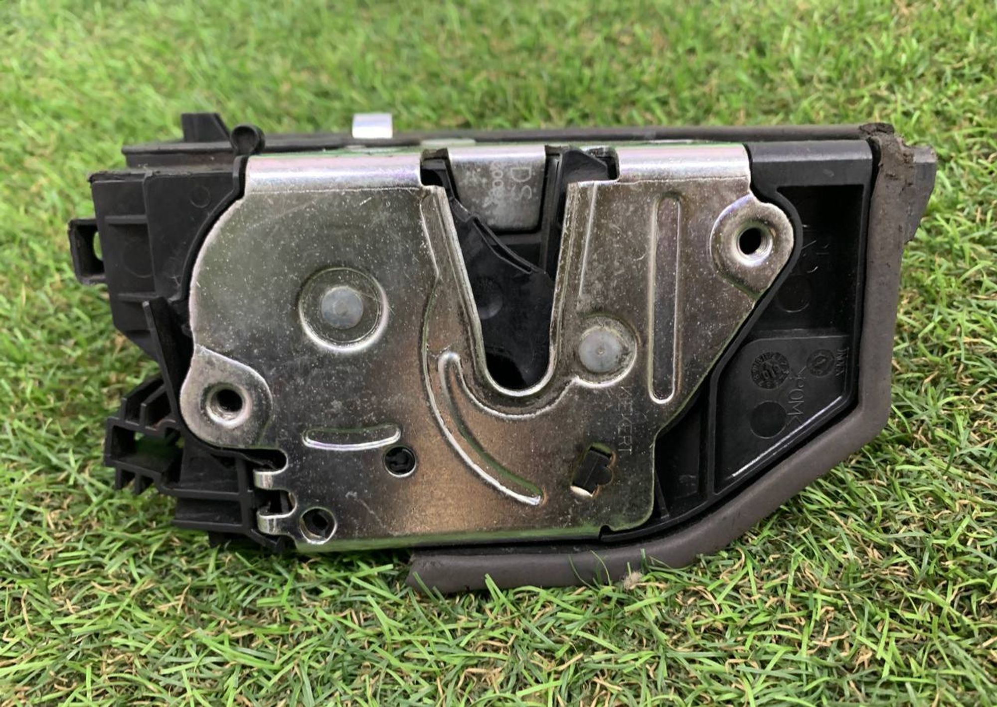 Замок двери задний левый BMW F30 E70 F30 F10, 2000 рублей, Москва