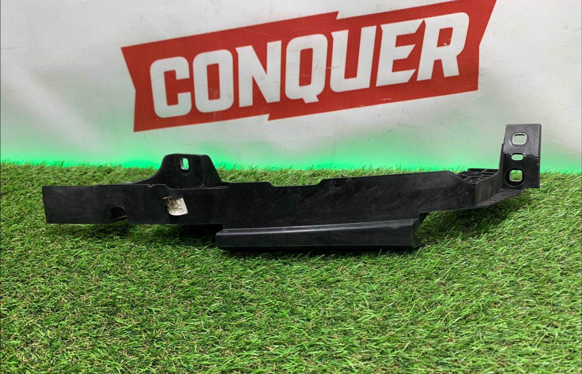 https://ycs.partsauto.market/partsauto-images/thmbs/h353NjtZg3VDP19b5HMt7LlpbQ93/d43a8e3a509faf2a71ca7880b2739590/d354d9c30ec4809798918af0148bddb6.jpg