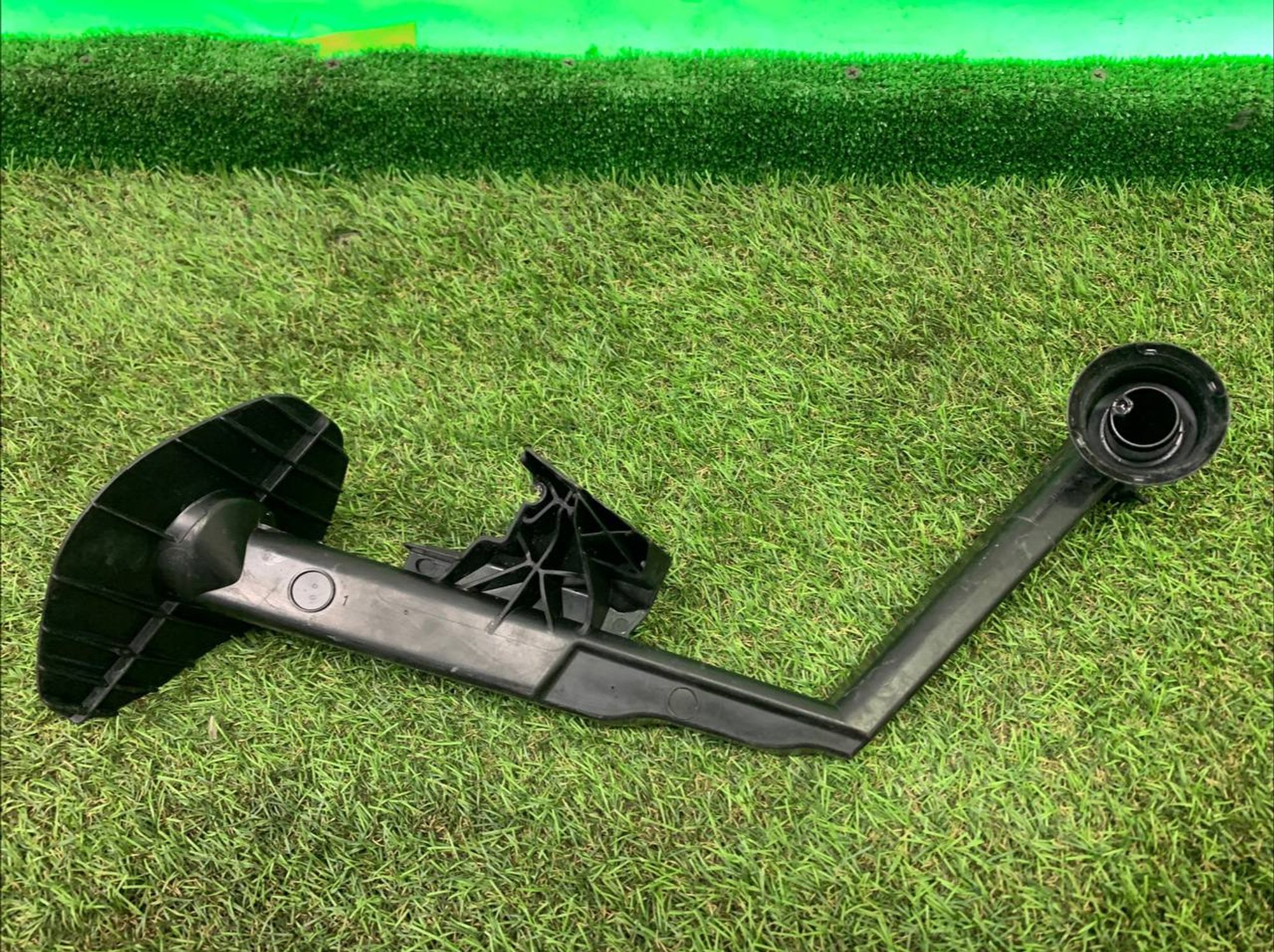 https://ycs.partsauto.market/partsauto-images/thmbs/h353NjtZg3VDP19b5HMt7LlpbQ93/d49a58588a6c25d6931abf78749268af/2990cd37d9af46cc26699c2c62223a64.jpg