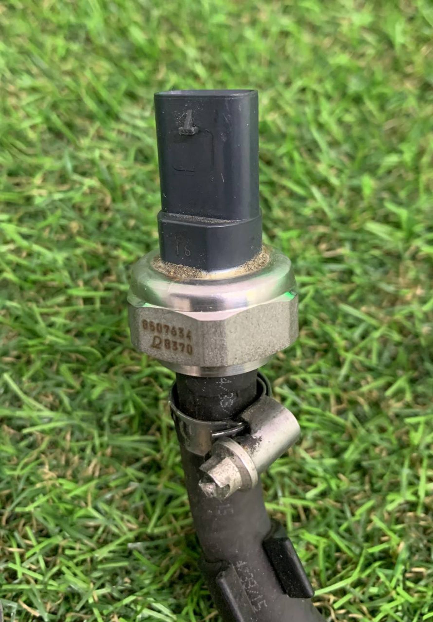 https://ycs.partsauto.market/partsauto-images/thmbs/h353NjtZg3VDP19b5HMt7LlpbQ93/d4d93aaf2de4196607465f9694545647/6937be677ee32571923af31ae6367a99.jpg