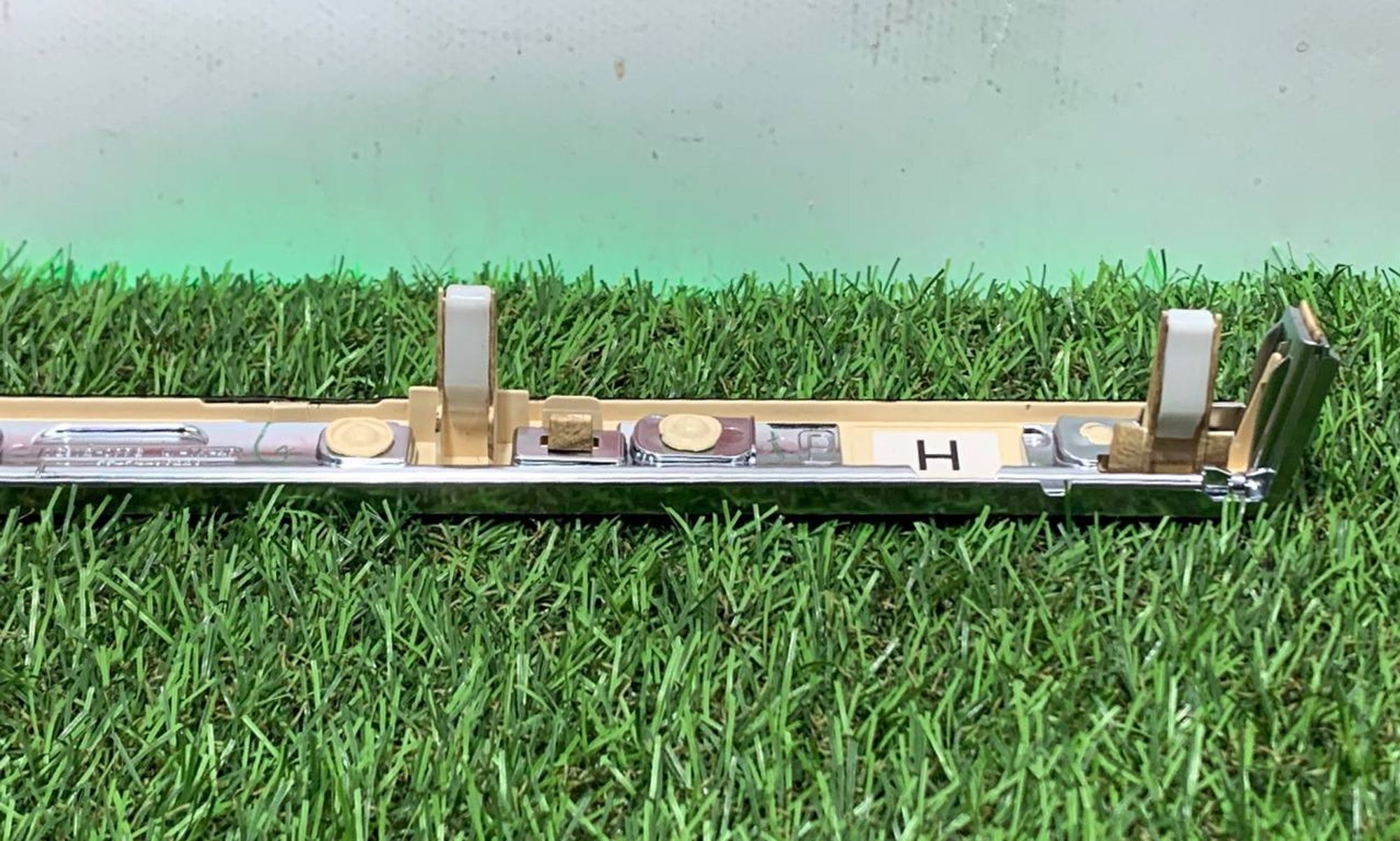 https://ycs.partsauto.market/partsauto-images/thmbs/h353NjtZg3VDP19b5HMt7LlpbQ93/d65916830ea3fa951ef5e64f131960d0/a6326bb7d33fa4353b1360323ead6c54.jpg