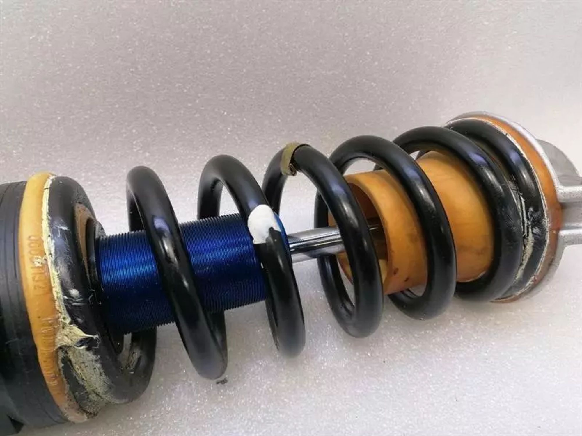 Передний амортизатор Ferrari Purosangue F175, 1250000 рублей, Москва