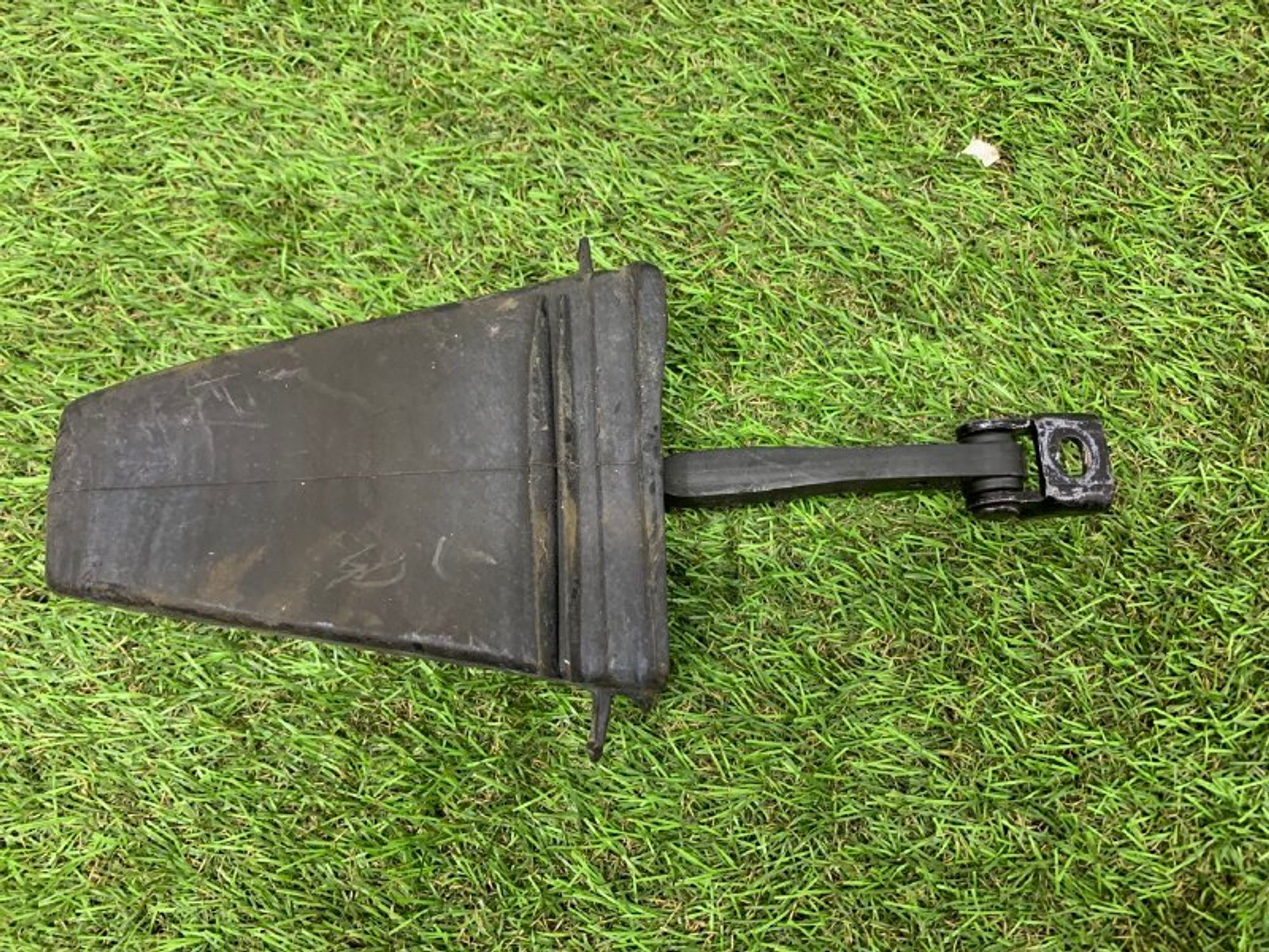 Ограничитель передней левой двери BMW X5 E70 X6 E71, 1000 рублей, Москва