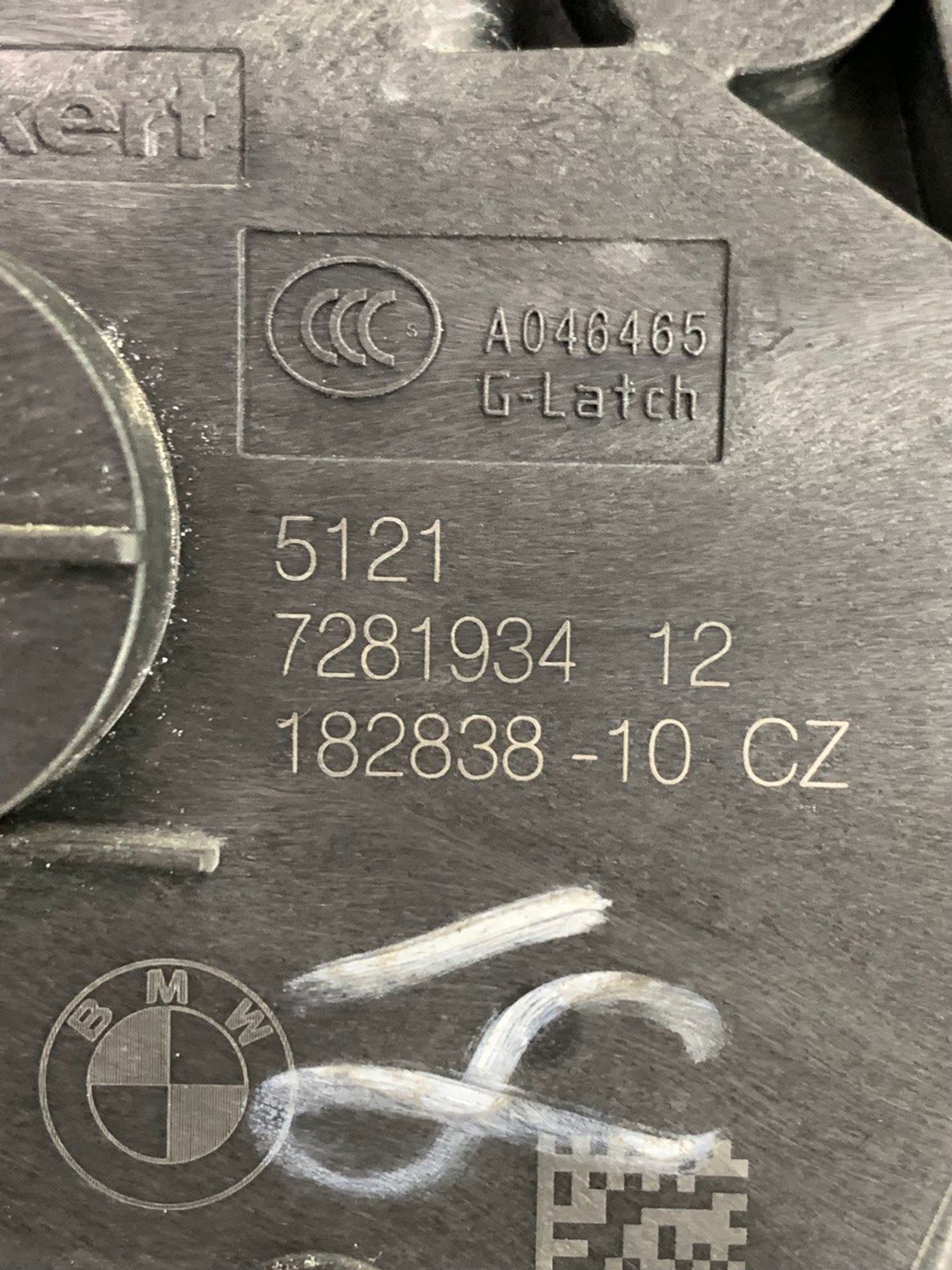 https://ycs.partsauto.market/partsauto-images/thmbs/h353NjtZg3VDP19b5HMt7LlpbQ93/dad6eff6ca656ddd9d444d12ee5766a1/21852c2e19c39b1f8081140f7e790df6.jpg