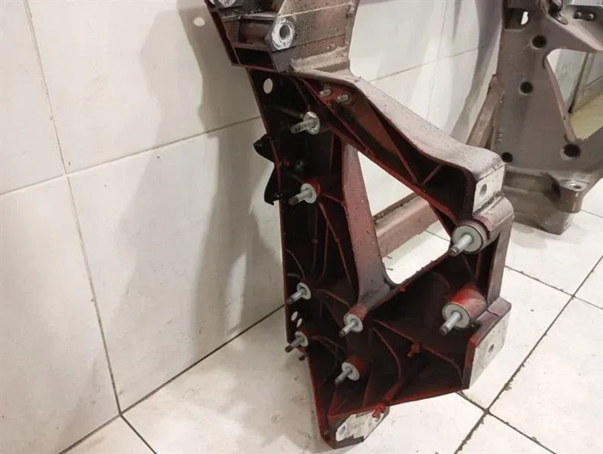 Рама заднего моста Ferrari 812 Superfast F152M, 690000 рублей, Москва