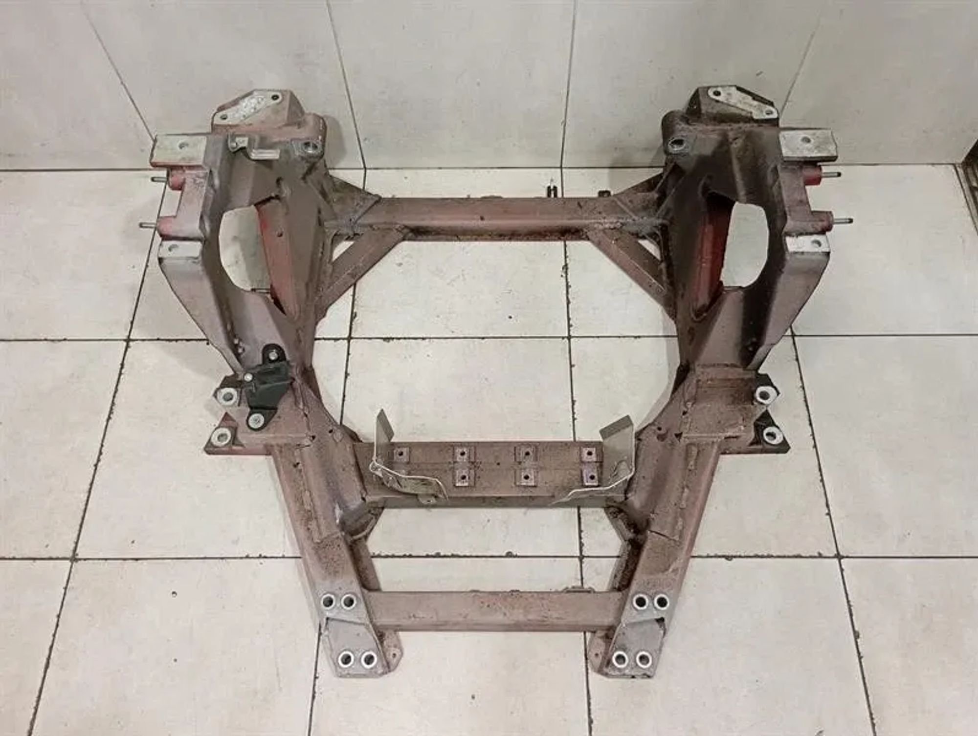 https://ycs.partsauto.market/partsauto-images/thmbs/h353NjtZg3VDP19b5HMt7LlpbQ93/df066a70893211a95d0f192e70d2dfa1/98a04ae37227d41bb3db6803dd506ad4.jpg