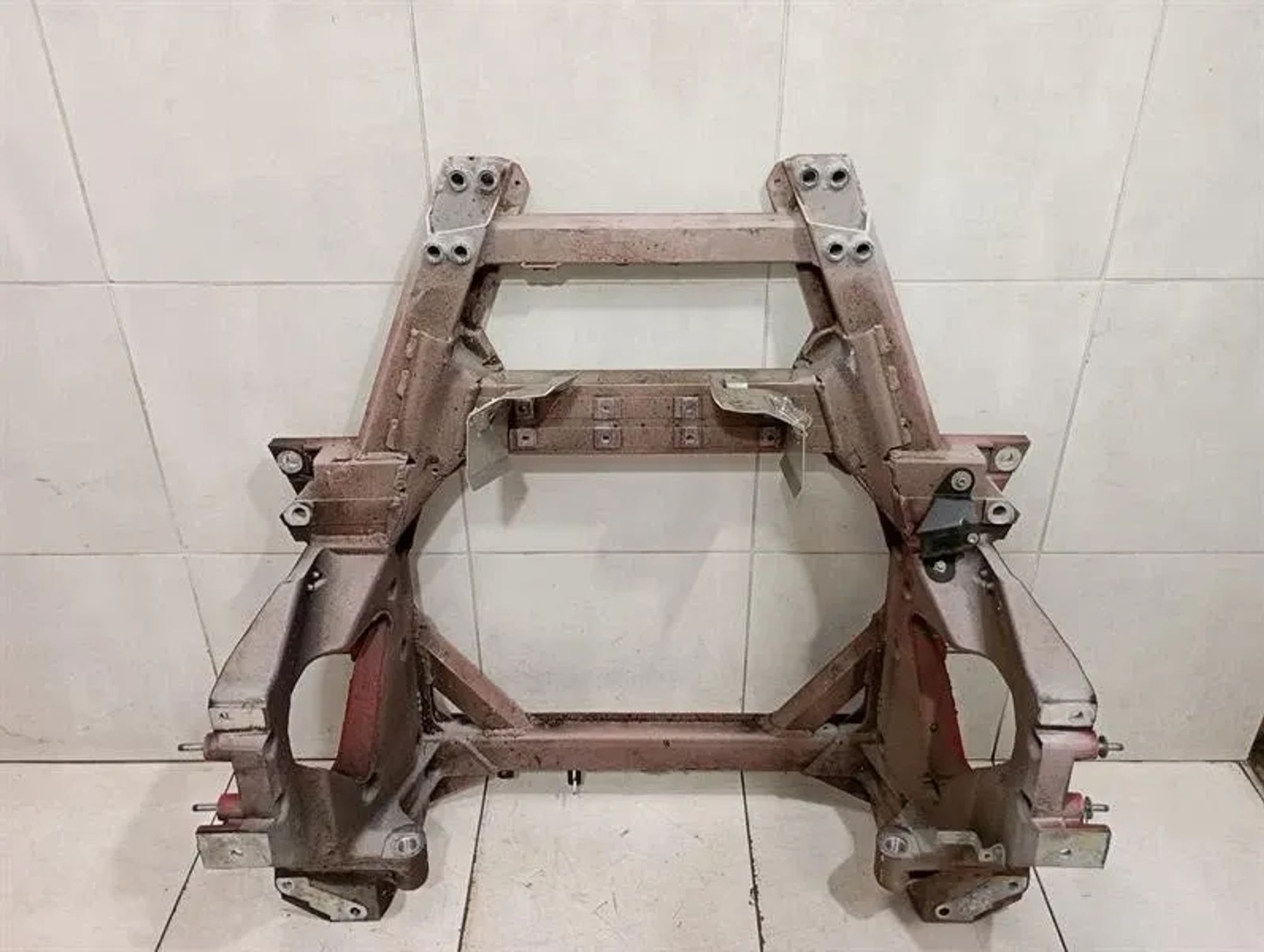 Рама заднего моста Ferrari 812 Superfast F152M, 690000 рублей, Москва